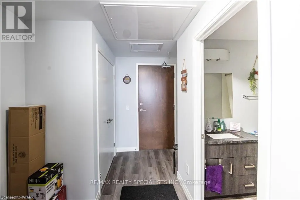 Photo 3 of Unit 2410, 108 Garment Street, Kitchener, City Commercial Core — HOMEH