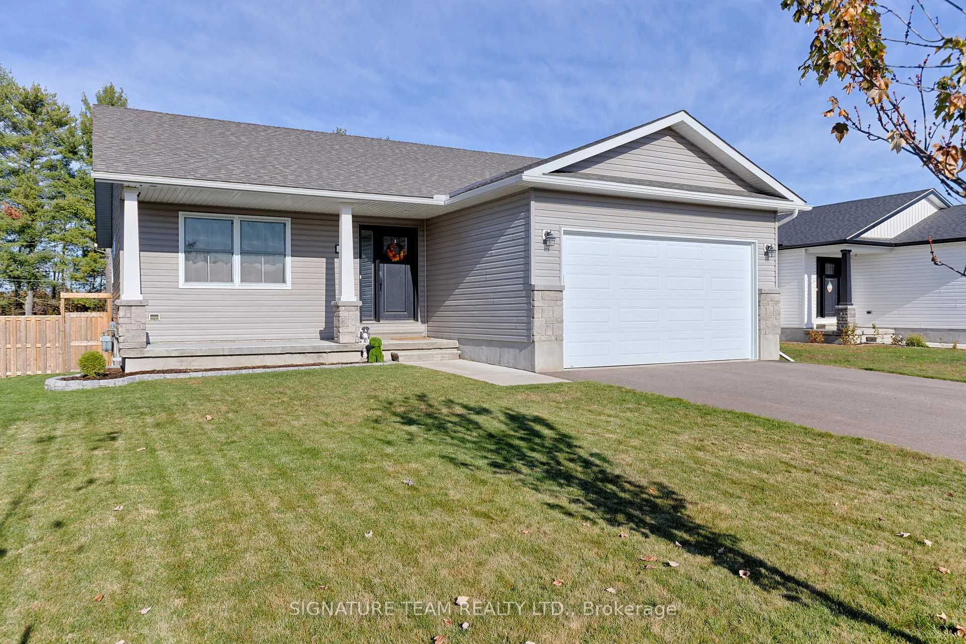 Photo 1 of 28 Terrance Drive, Petawawa — HOMEH
