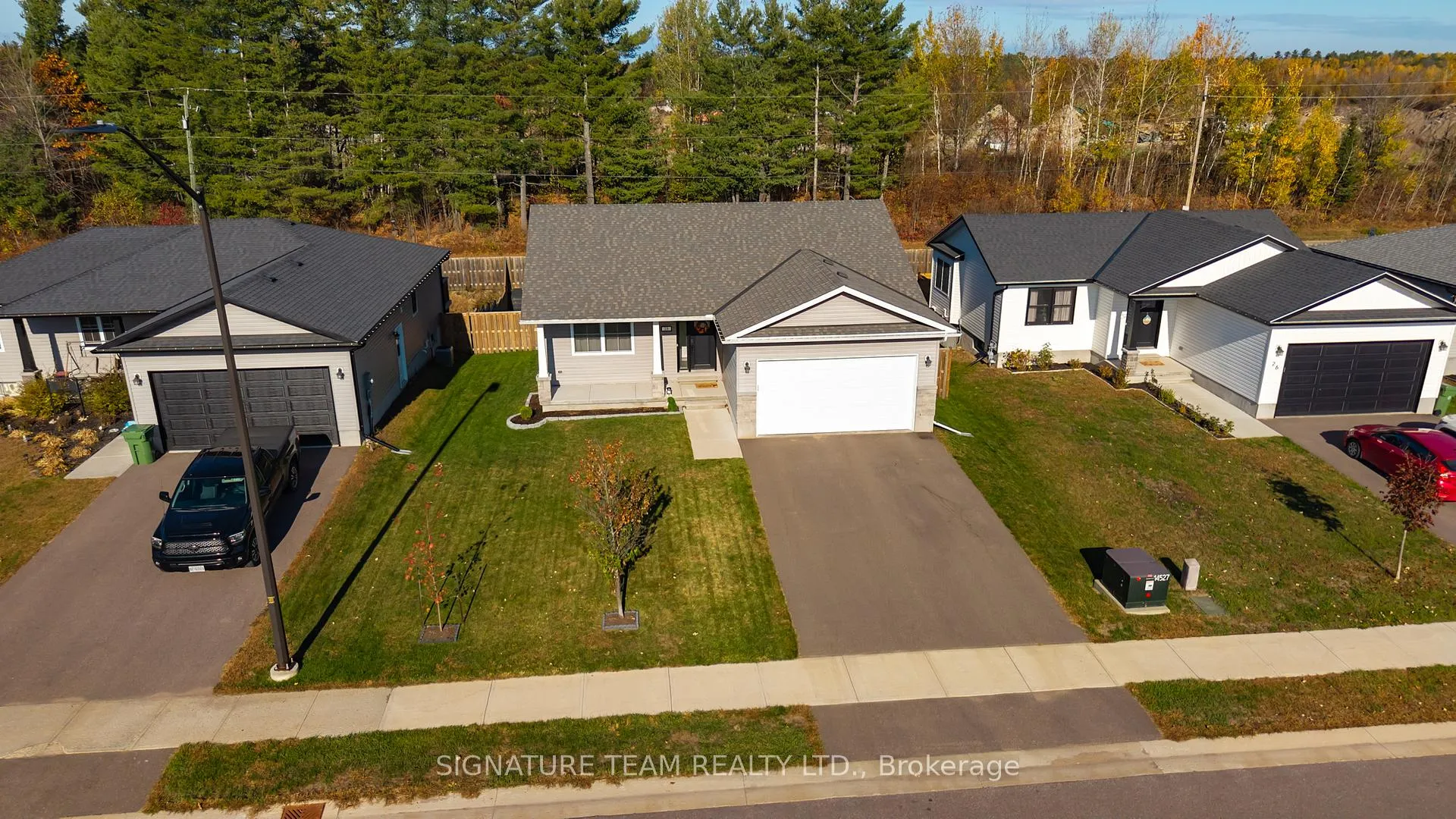Photo 3 of 28 Terrance Drive, Petawawa — HOMEH