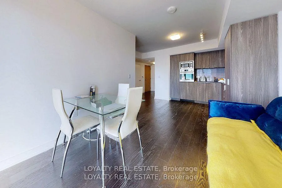 Photo 10 of Unit 1107, 11 Wellesley Street W, Toronto, Bay Street Corridor — HOMEH