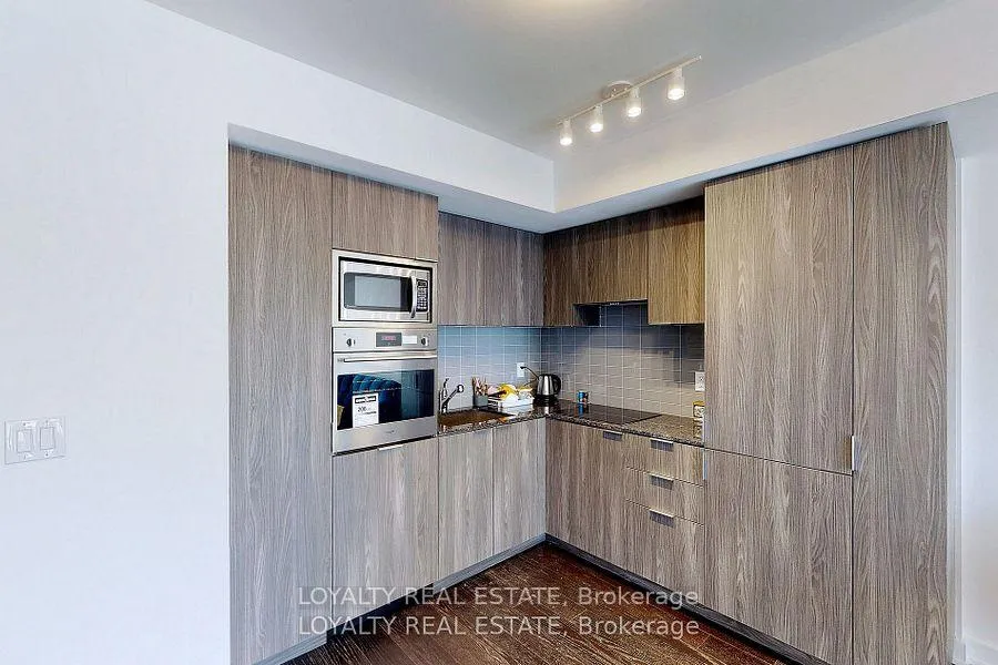 Photo 13 of Unit 1107, 11 Wellesley Street W, Toronto, Bay Street Corridor — HOMEH