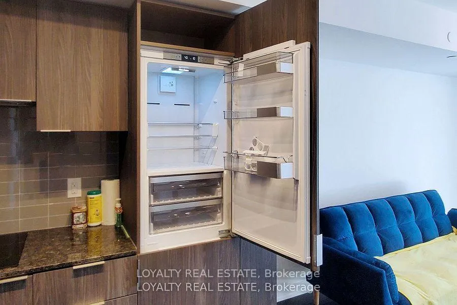 Photo 17 of Unit 1107, 11 Wellesley Street W, Toronto, Bay Street Corridor — HOMEH