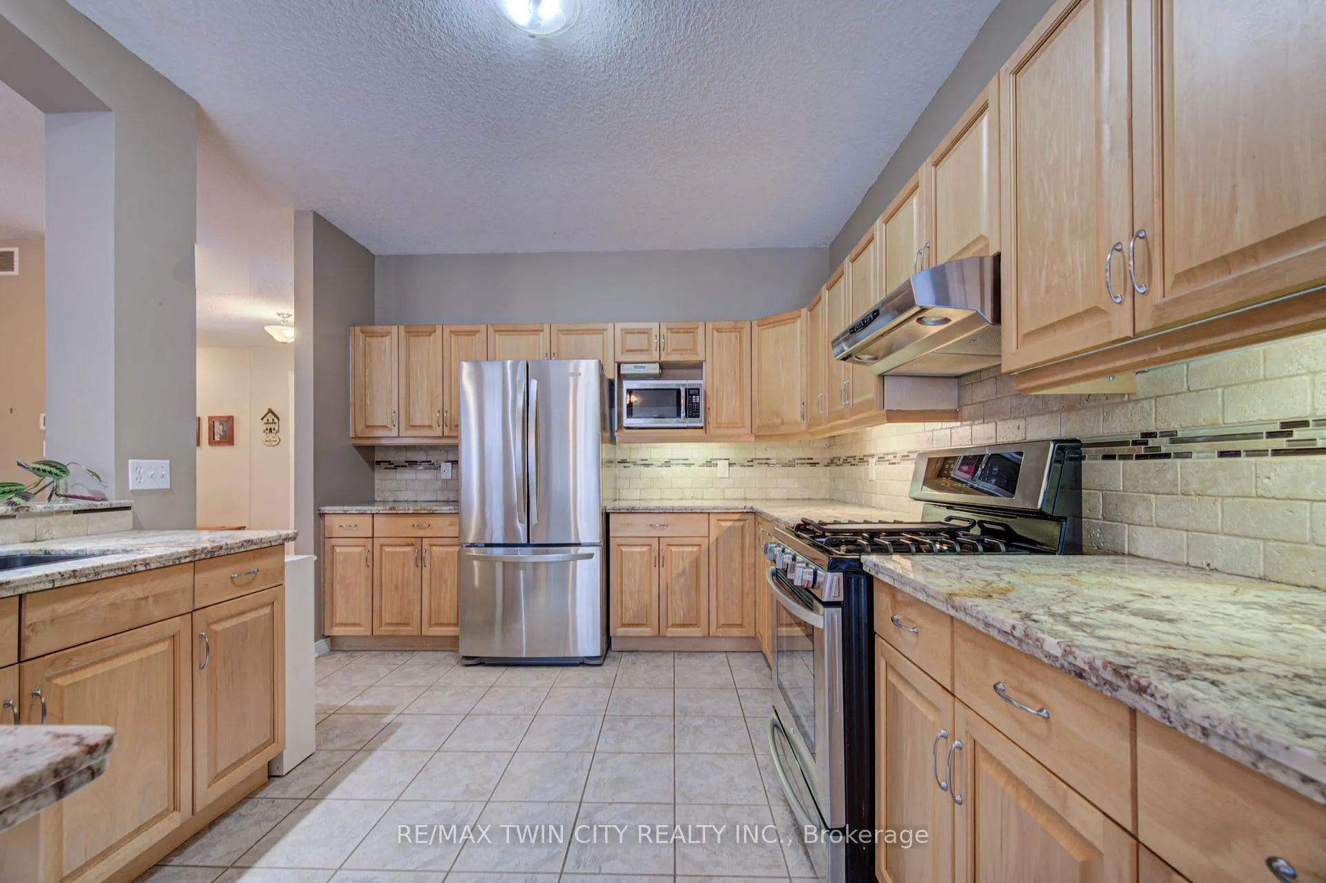 Photo 9 of 11 Carolinian Lane, Cambridge, St. Andrews Estates — HOMEH
