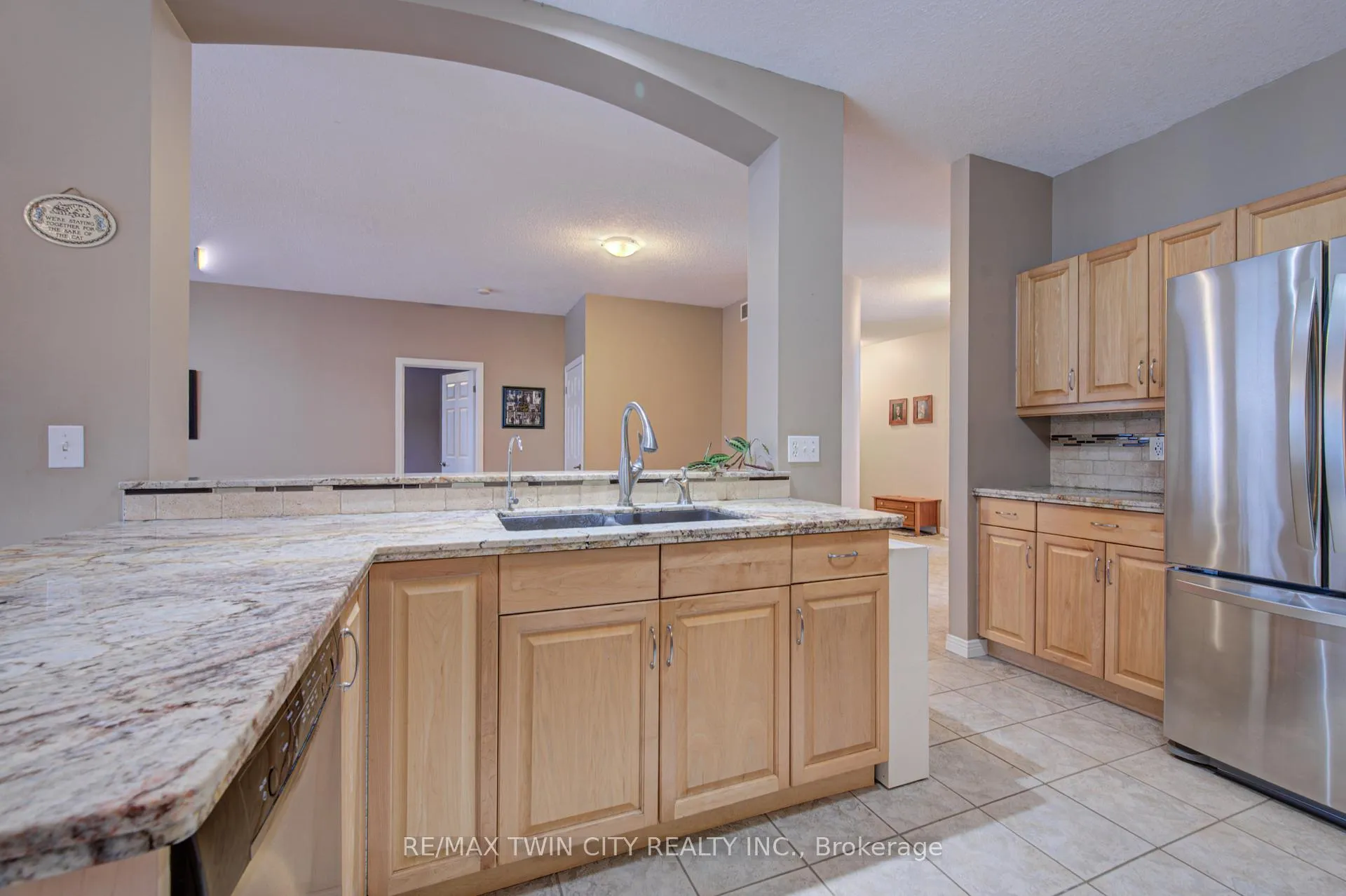 Photo 10 of 11 Carolinian Lane, Cambridge, St. Andrews Estates — HOMEH