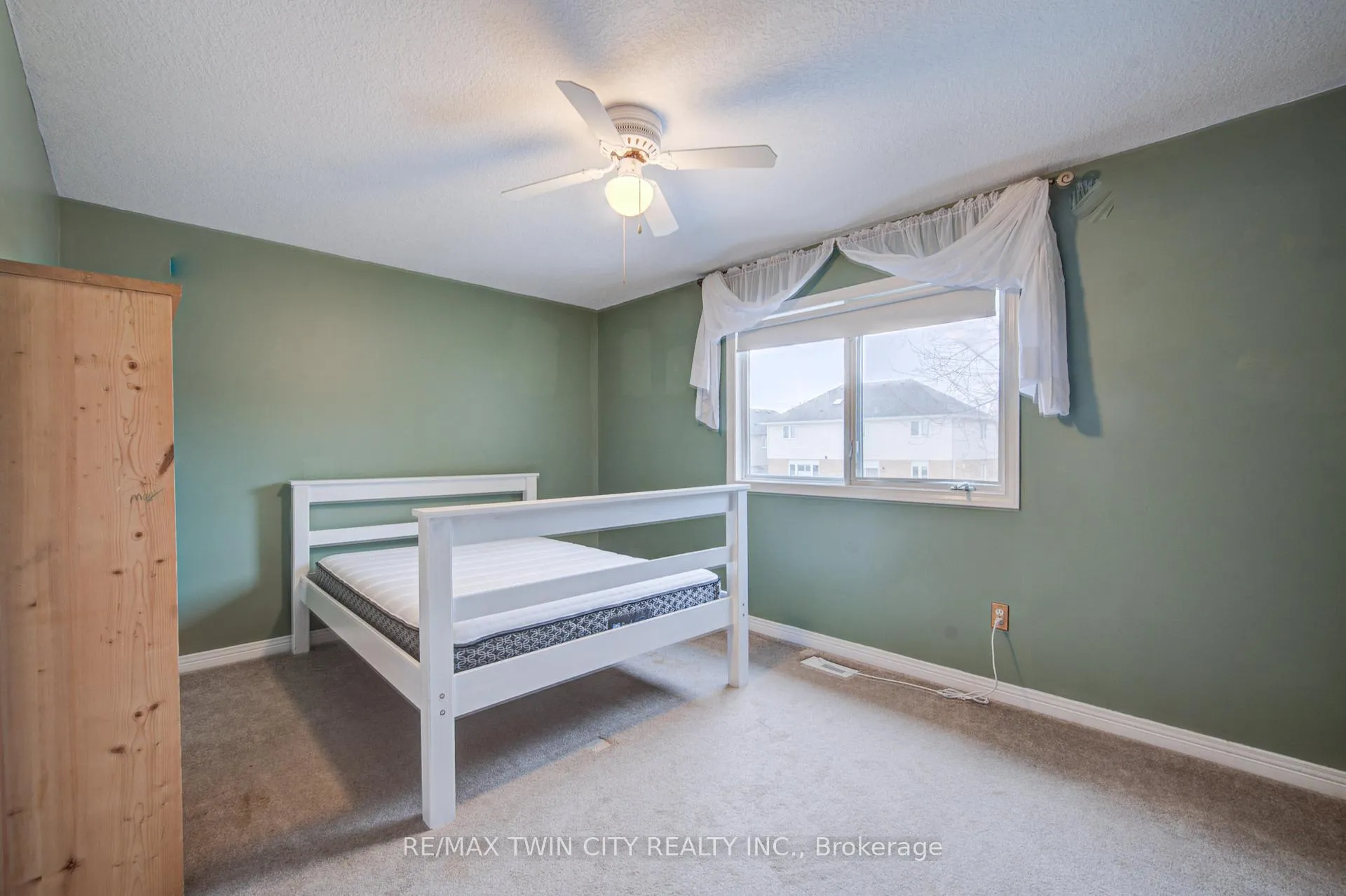 Photo 21 of 11 Carolinian Lane, Cambridge, St. Andrews Estates — HOMEH