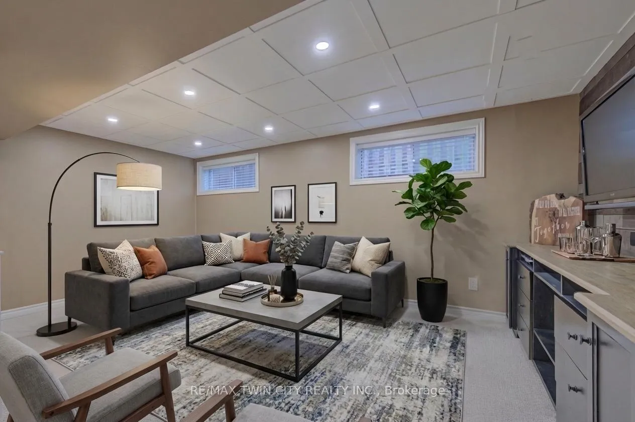 Photo 26 of 11 Carolinian Lane, Cambridge, St. Andrews Estates — HOMEH