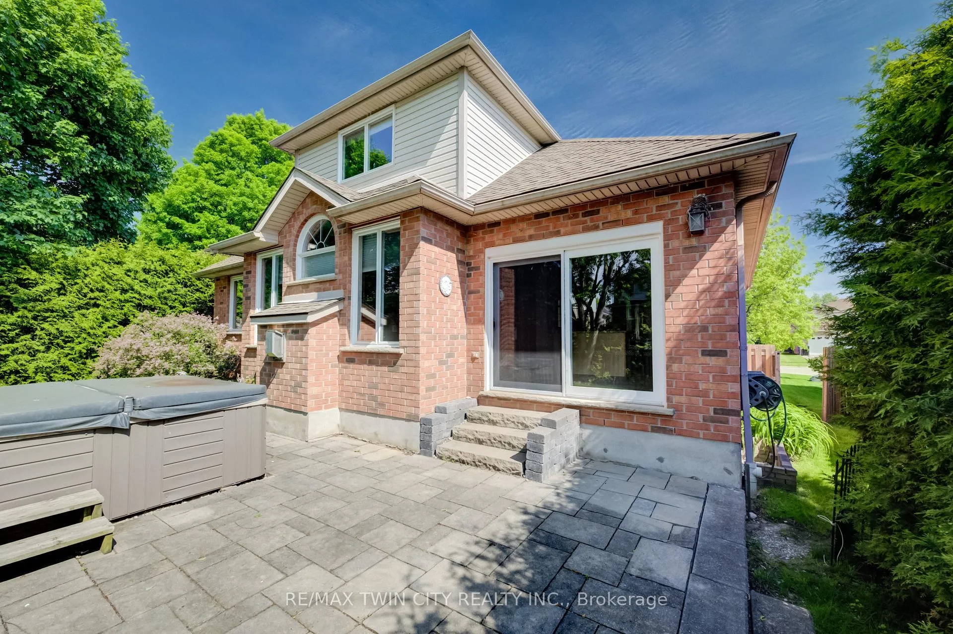 Photo 40 of 11 Carolinian Lane, Cambridge, St. Andrews Estates — HOMEH