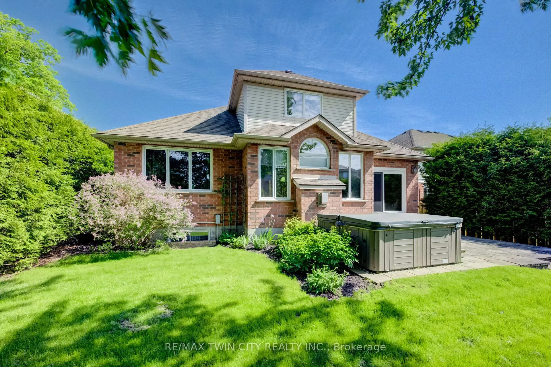 Photo 42 of 11 Carolinian Lane, Cambridge, St. Andrews Estates — HOMEH