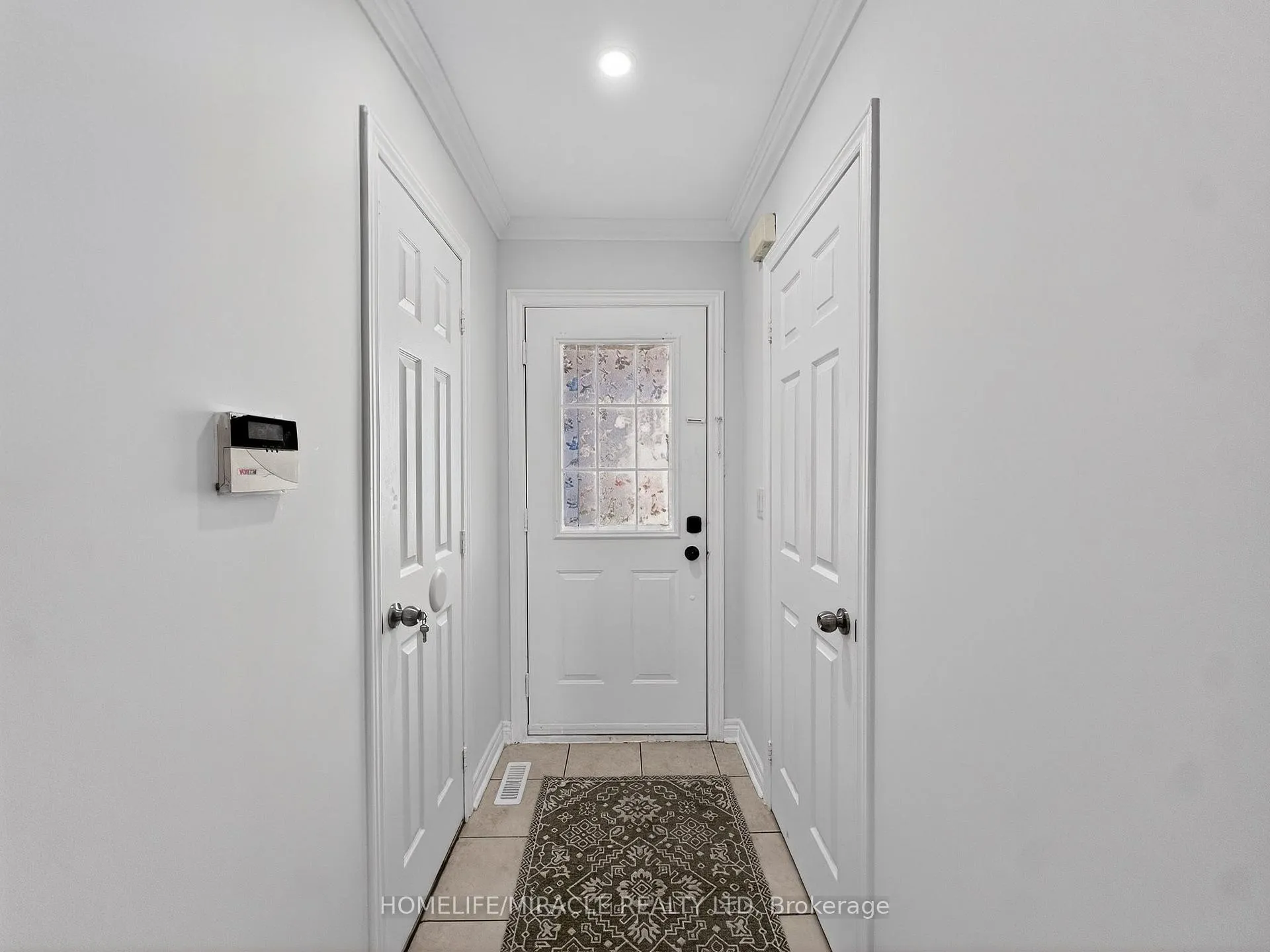 Photo 4 of Unit 20, 21 Eastview Gate, Brampton, Bram East — HOMEH