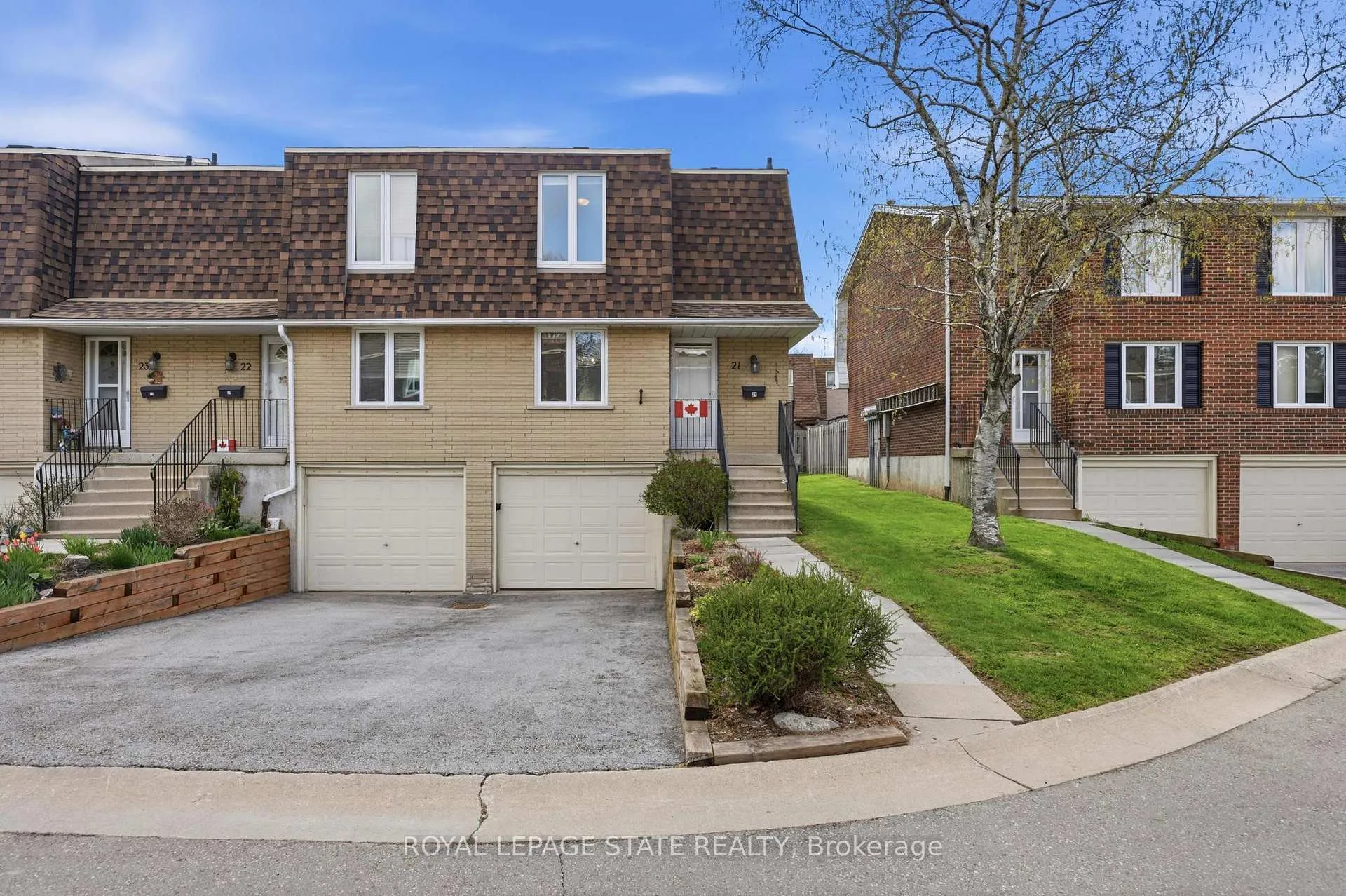 Photo 1 of Unit 21, 299 Limeridge Road W, Hamilton, Rolston — HOMEH