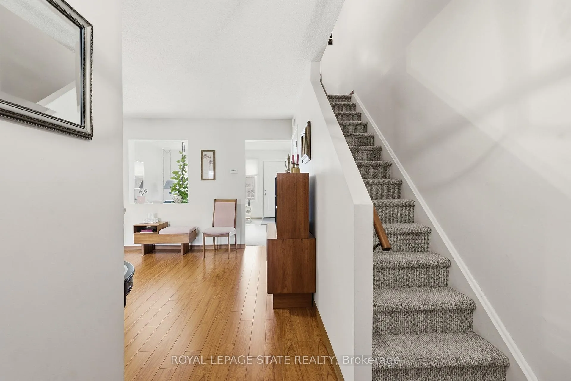 Photo 7 of Unit 21, 299 Limeridge Road W, Hamilton, Rolston — HOMEH