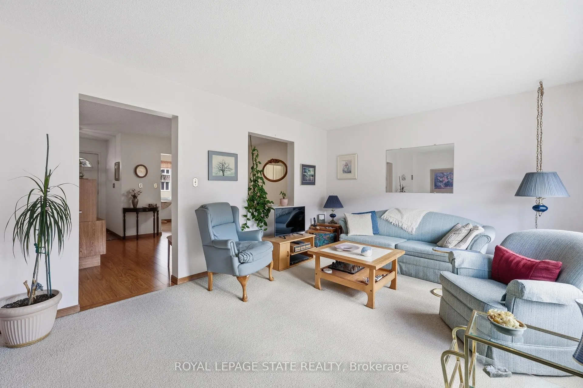 Photo 17 of Unit 21, 299 Limeridge Road W, Hamilton, Rolston — HOMEH