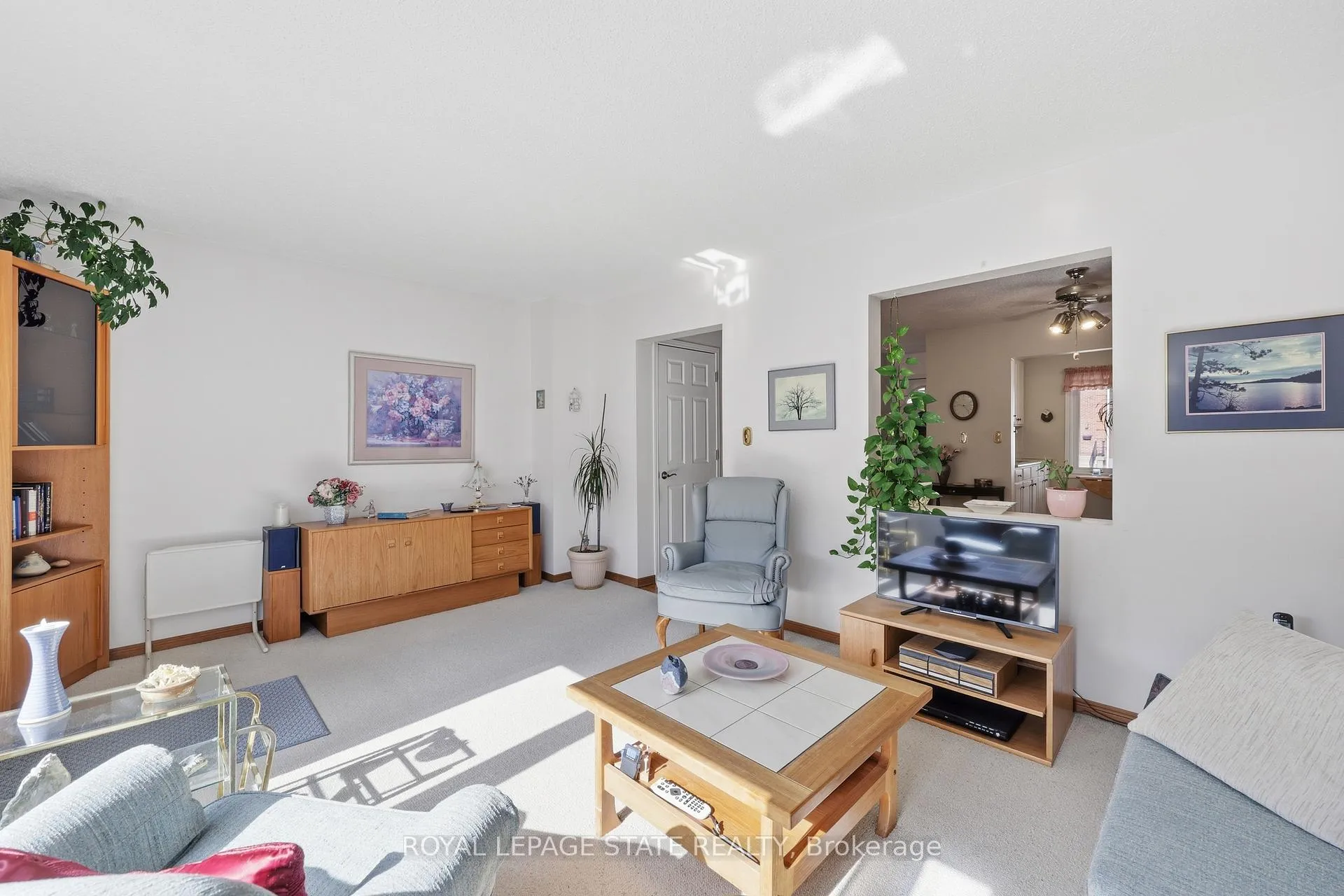 Photo 19 of Unit 21, 299 Limeridge Road W, Hamilton, Rolston — HOMEH