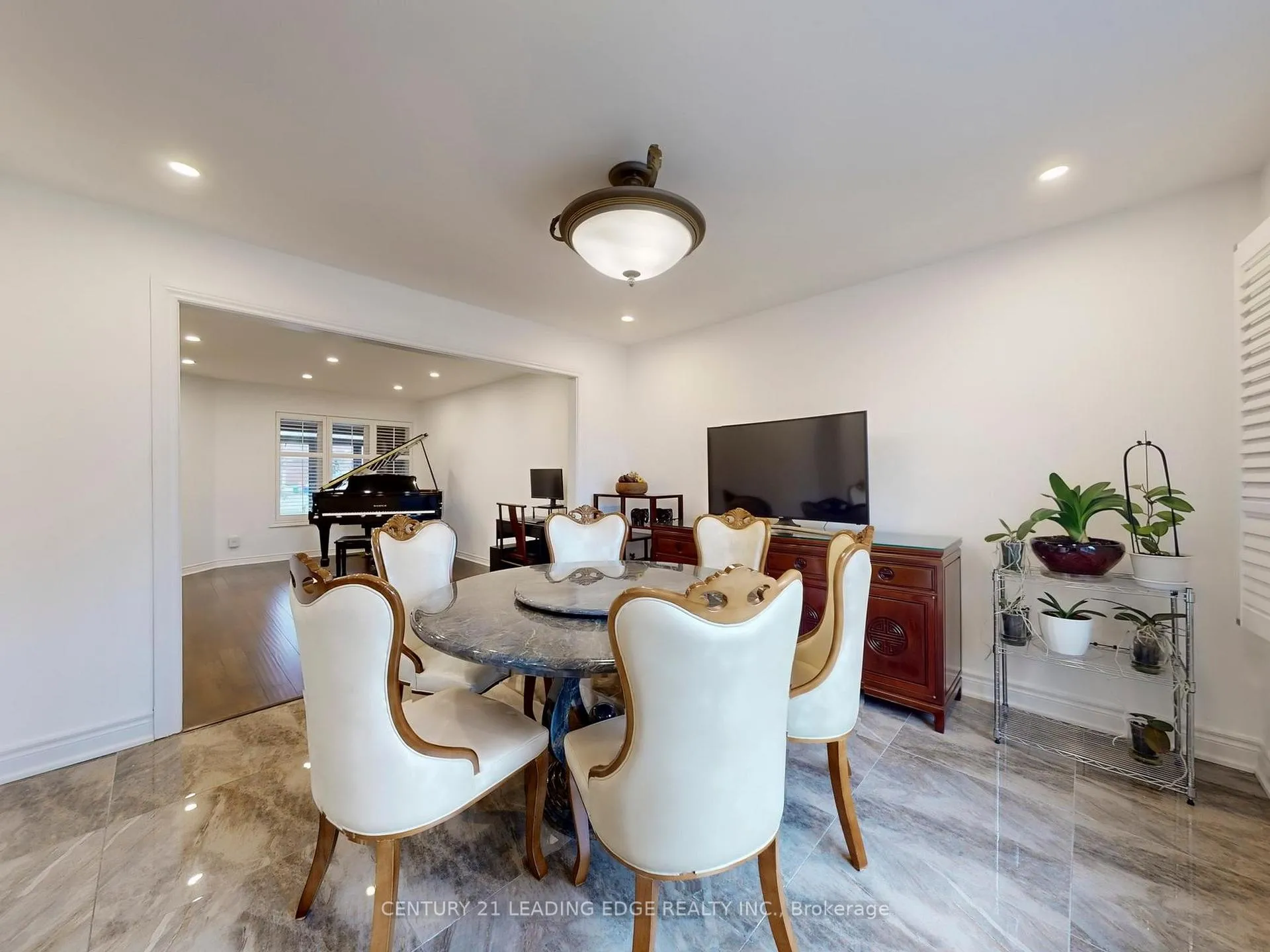 Photo 9 of 77 Sunbird Boulevard, Georgina, Keswick North — HOMEH