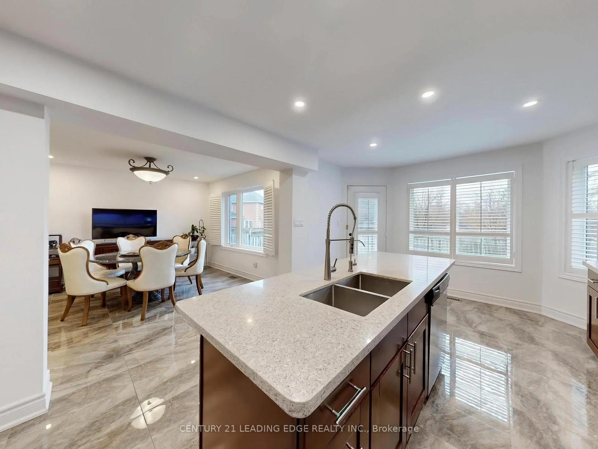 Photo 14 of 77 Sunbird Boulevard, Georgina, Keswick North — HOMEH