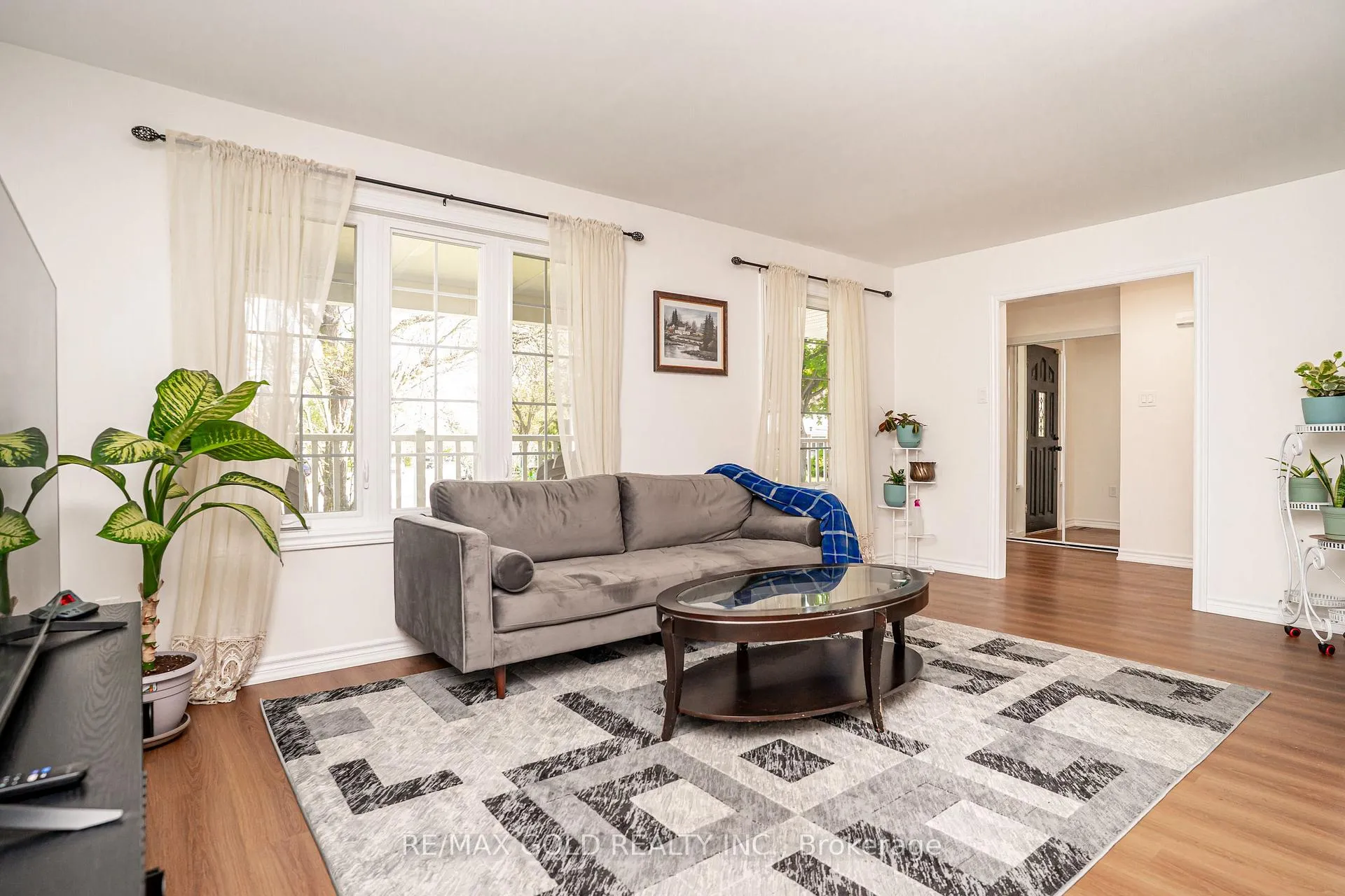 Photo 10 of 75 Mancroft Crescent, Brampton, Central Park — HOMEH