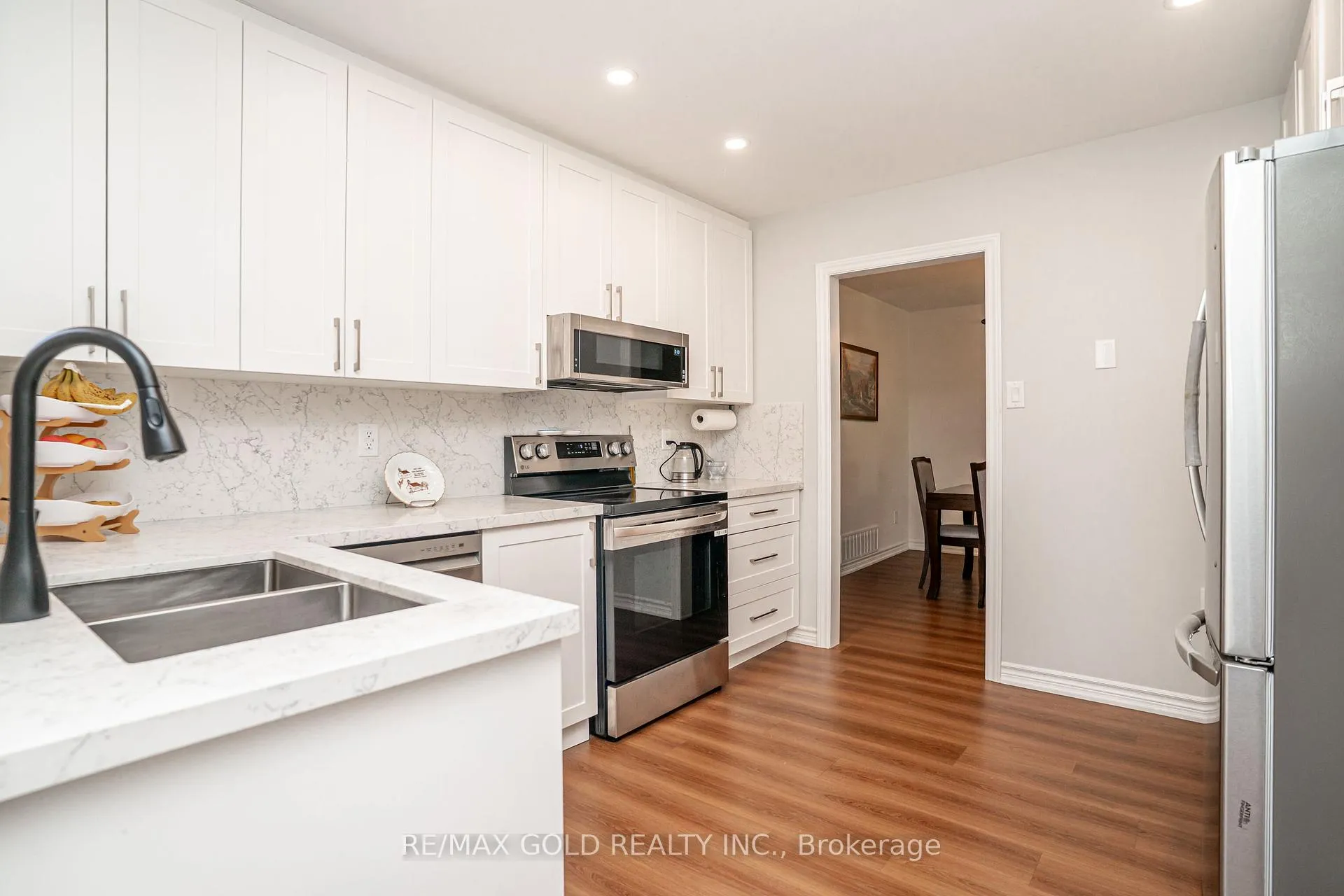 Photo 16 of 75 Mancroft Crescent, Brampton, Central Park — HOMEH