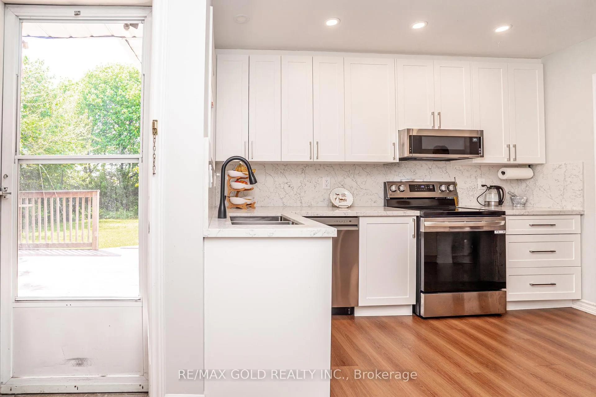 Photo 17 of 75 Mancroft Crescent, Brampton, Central Park — HOMEH
