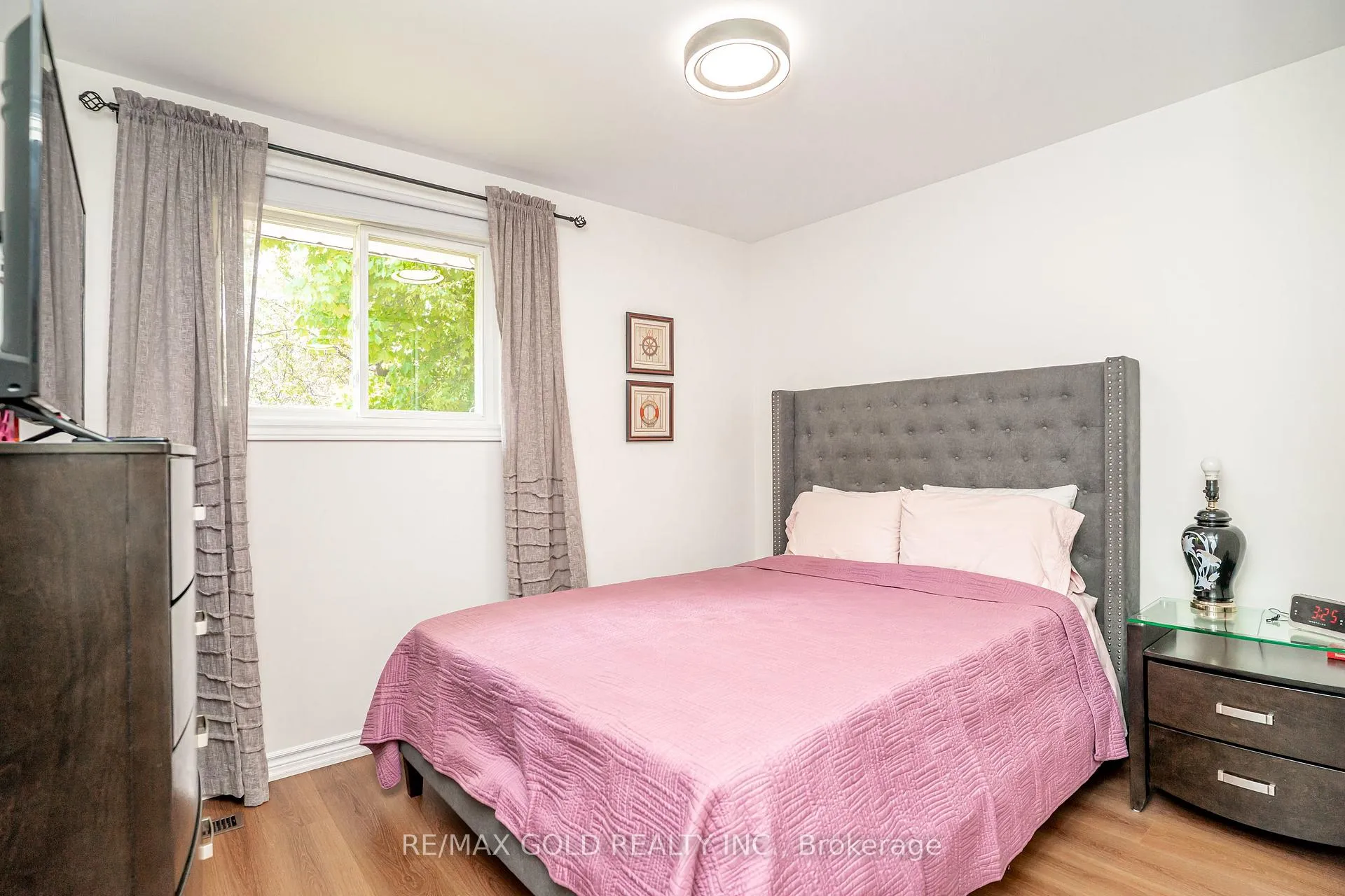 Photo 18 of 75 Mancroft Crescent, Brampton, Central Park — HOMEH