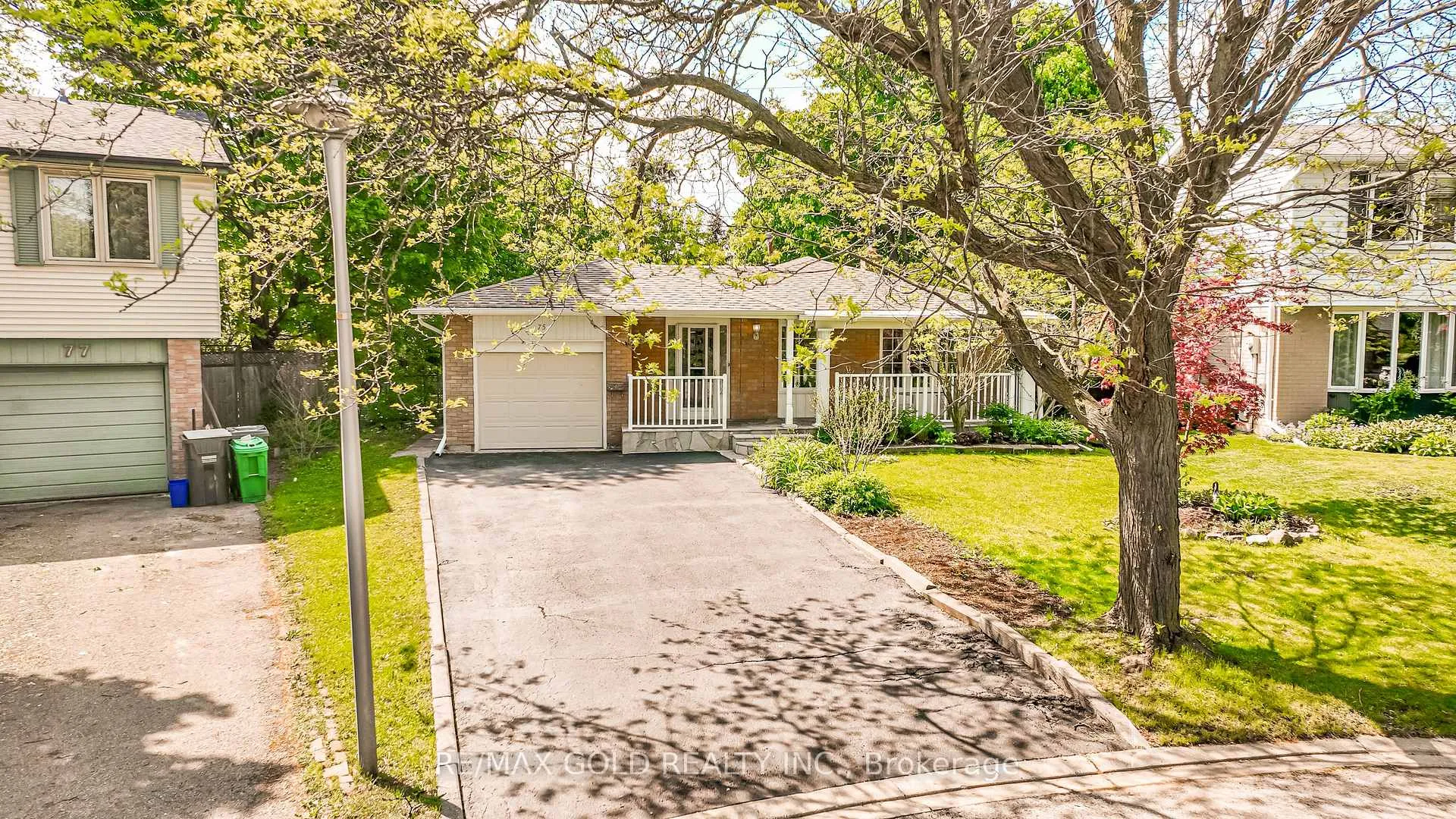 Photo 39 of 75 Mancroft Crescent, Brampton, Central Park — HOMEH