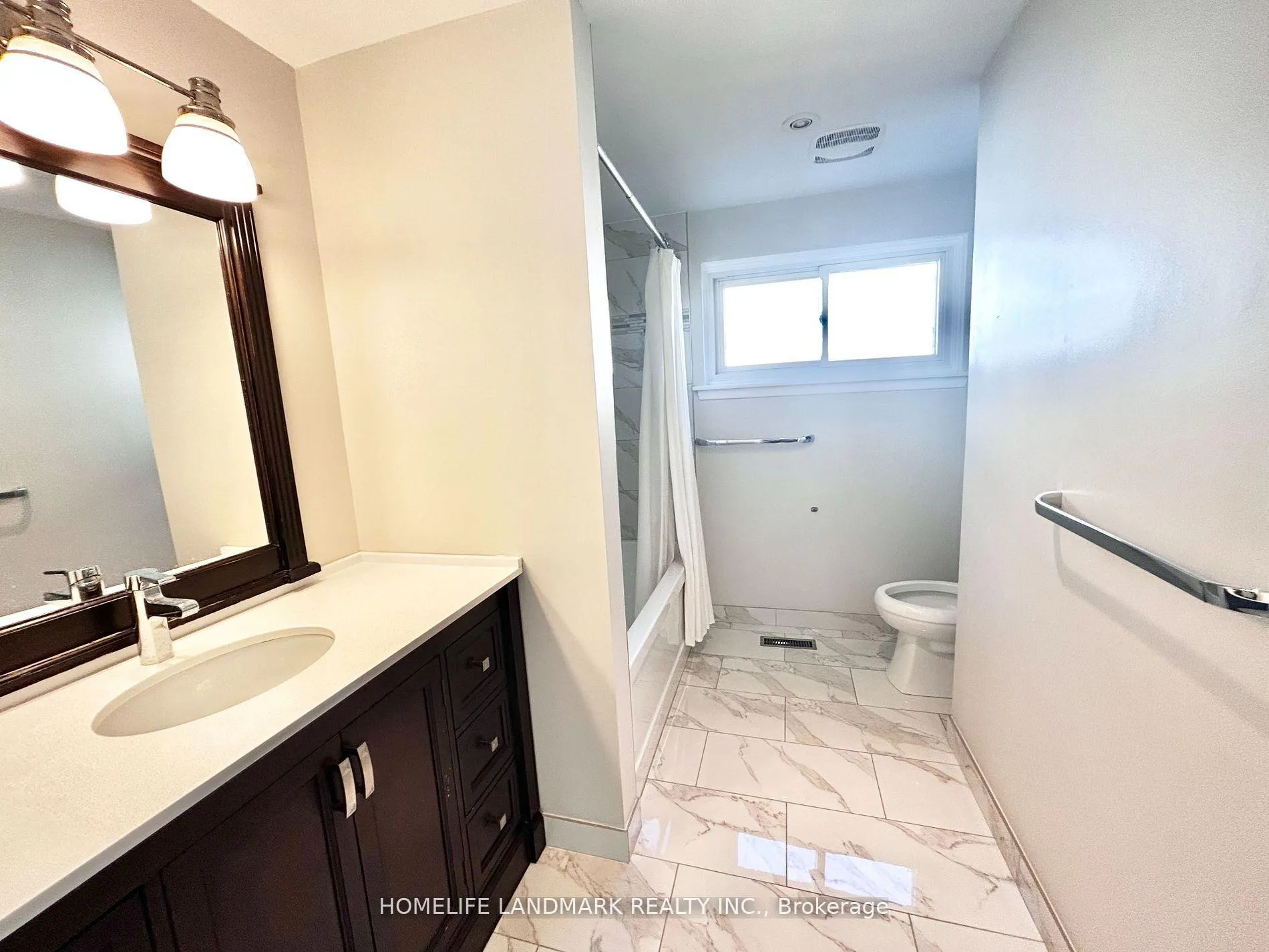 Photo 15 of 18 Summerfeldt Crescent, Markham, Unionville — HOMEH