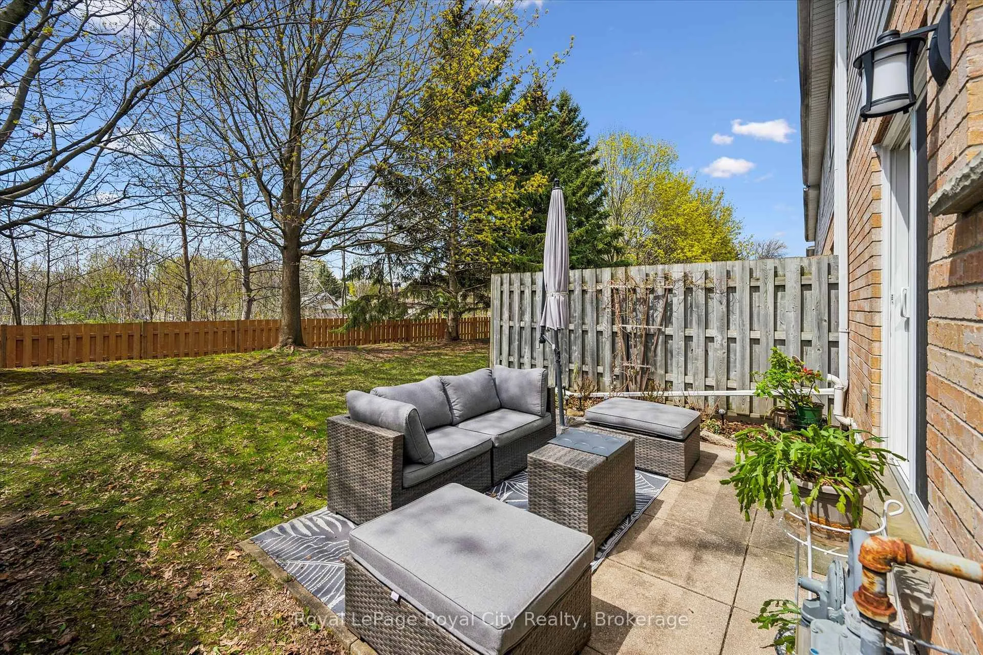 Photo 3 of Unit 24, 240 London Road W, Guelph, Downtown — HOMEH