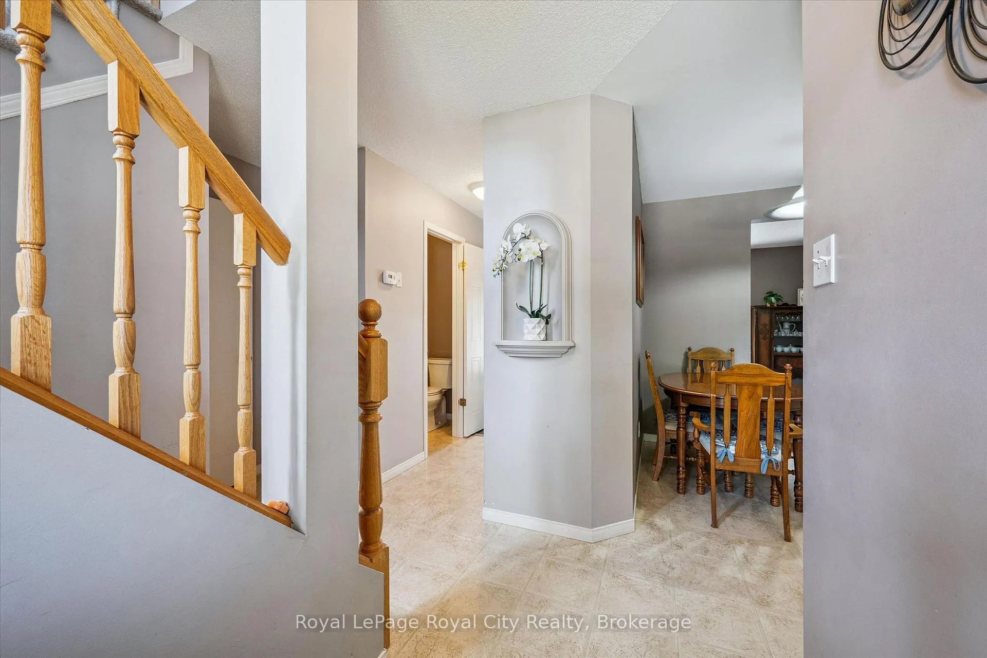 Photo 6 of Unit 24, 240 London Road W, Guelph, Downtown — HOMEH