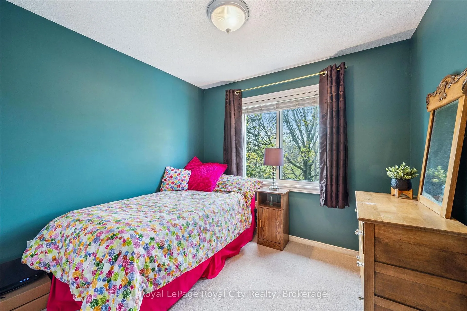 Photo 18 of Unit 24, 240 London Road W, Guelph, Downtown — HOMEH