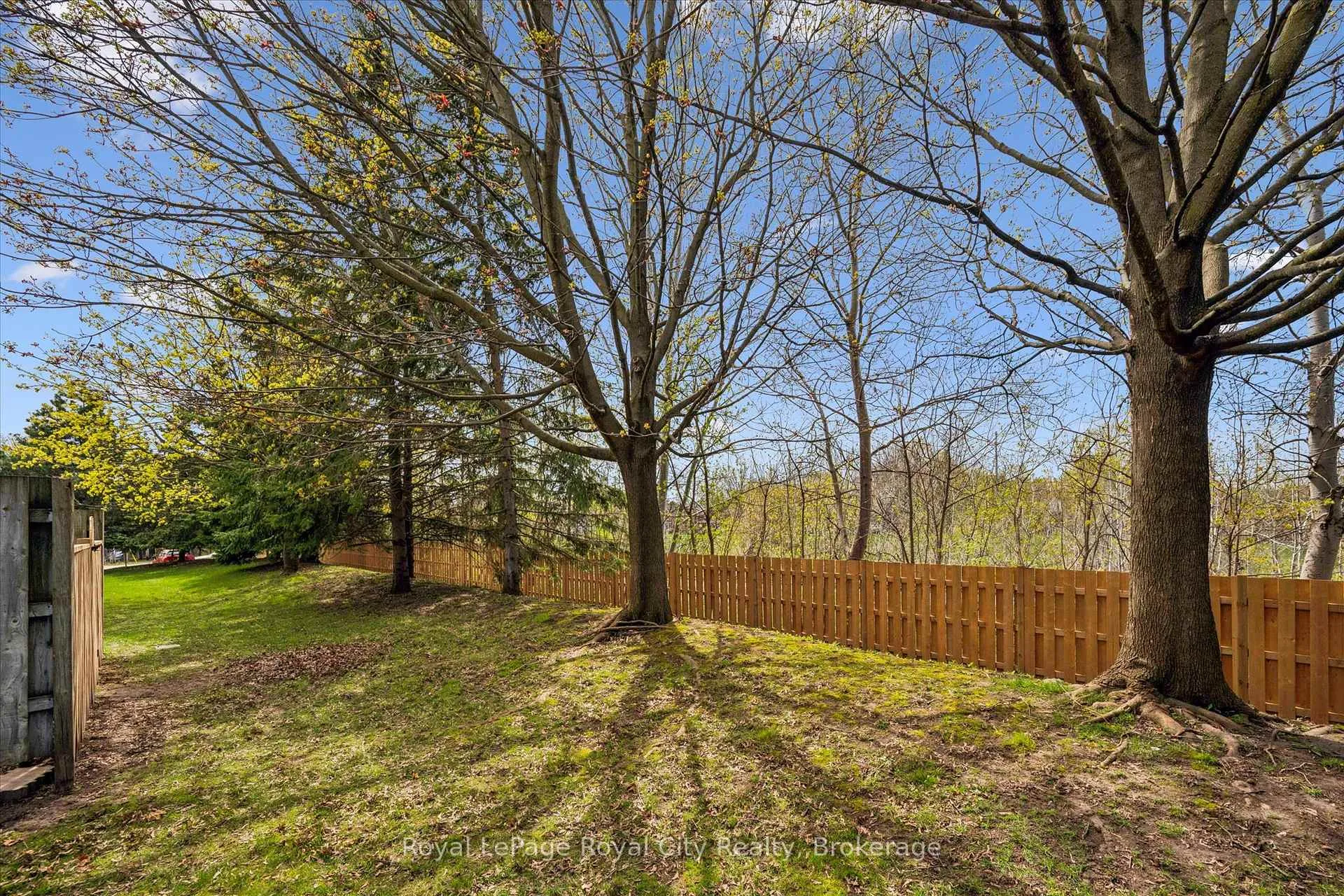 Photo 26 of Unit 24, 240 London Road W, Guelph, Downtown — HOMEH