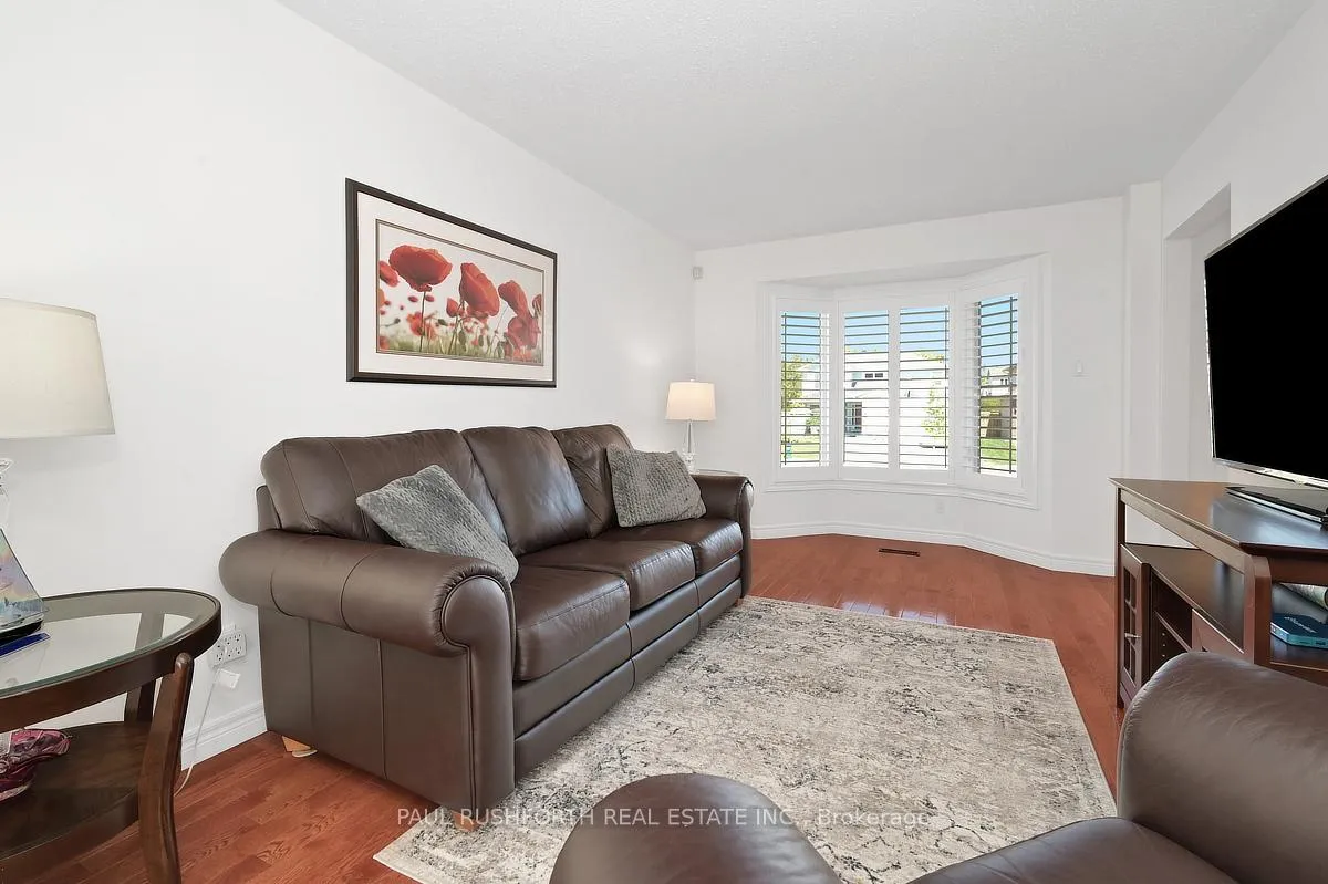 Photo 5 of 1729 Tache Way, Ottawa, Fallingbrook/Pineridge — HOMEH