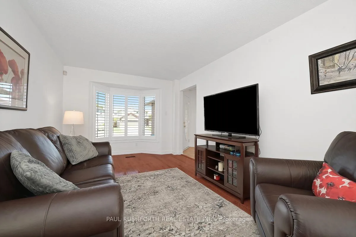 Photo 6 of 1729 Tache Way, Ottawa, Fallingbrook/Pineridge — HOMEH