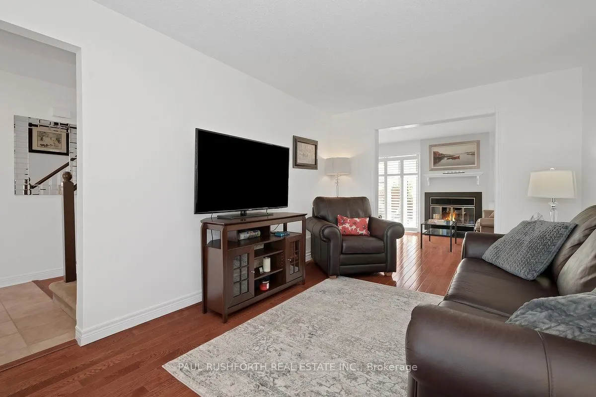 Photo 8 of 1729 Tache Way, Ottawa, Fallingbrook/Pineridge — HOMEH