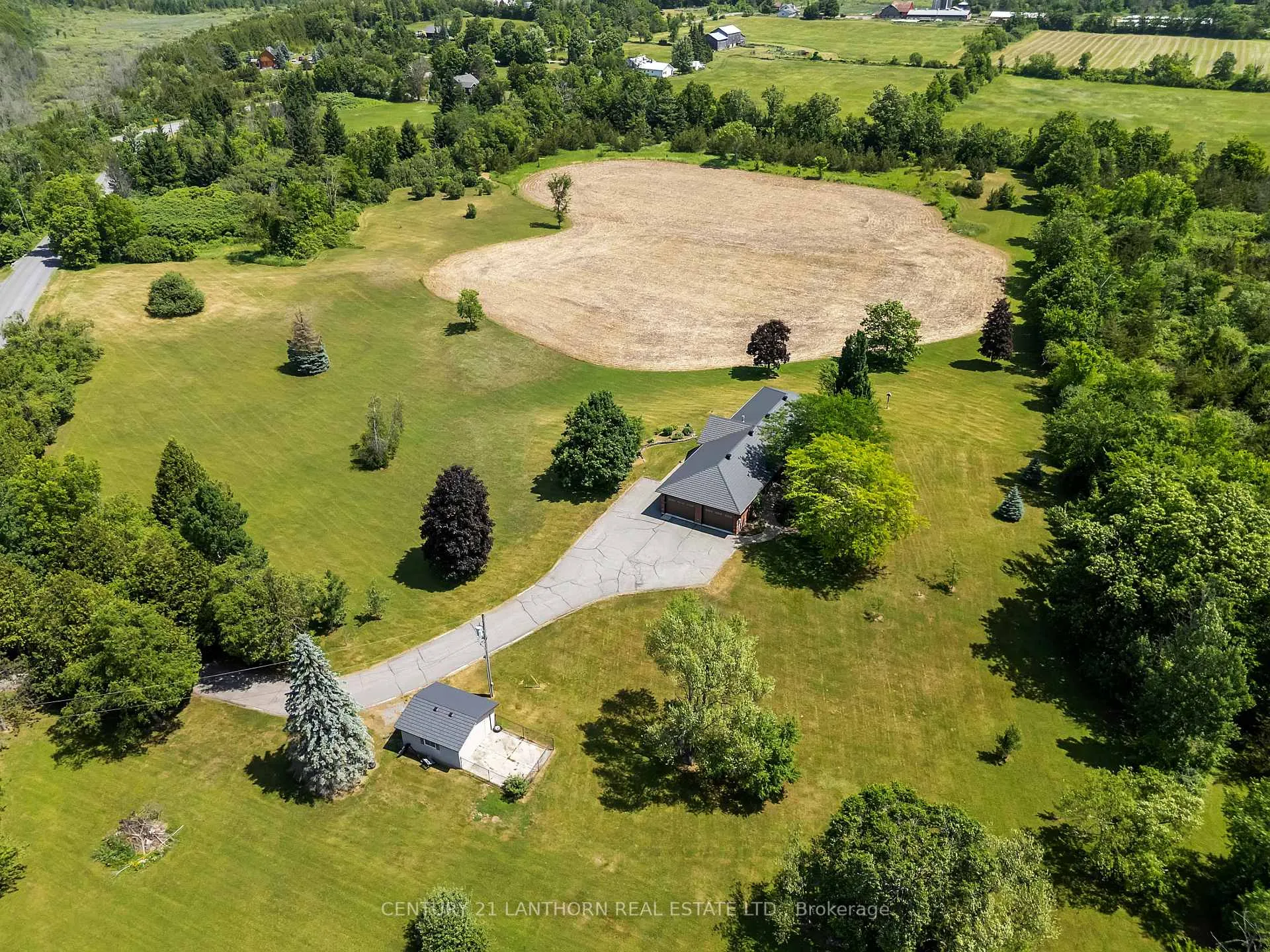 Photo 40 of 676 Foxton Road, Belleville, Thurlow Ward — HOMEH