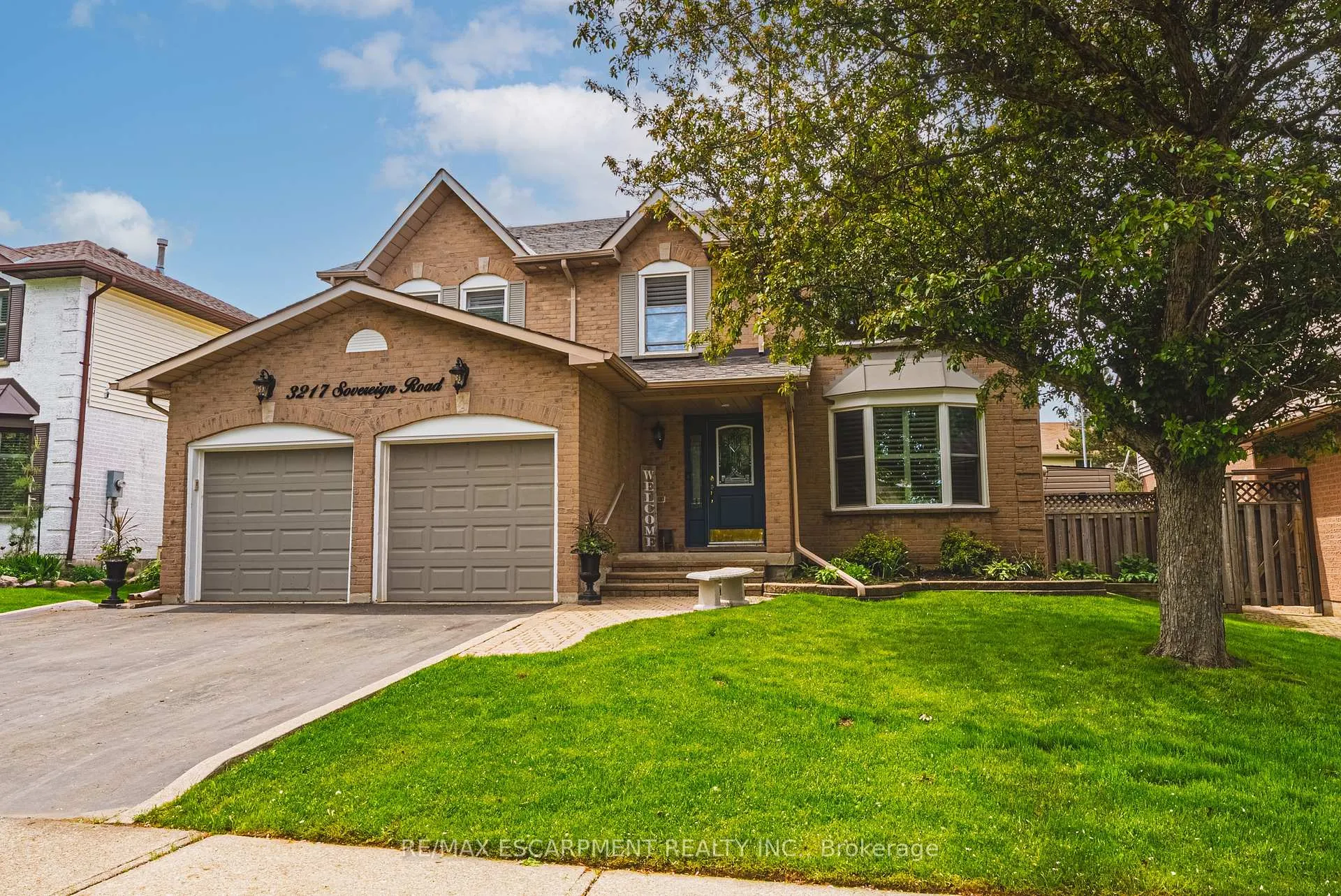Photo 2 of 3217 Sovereign Road, Burlington, Headon — HOMEH