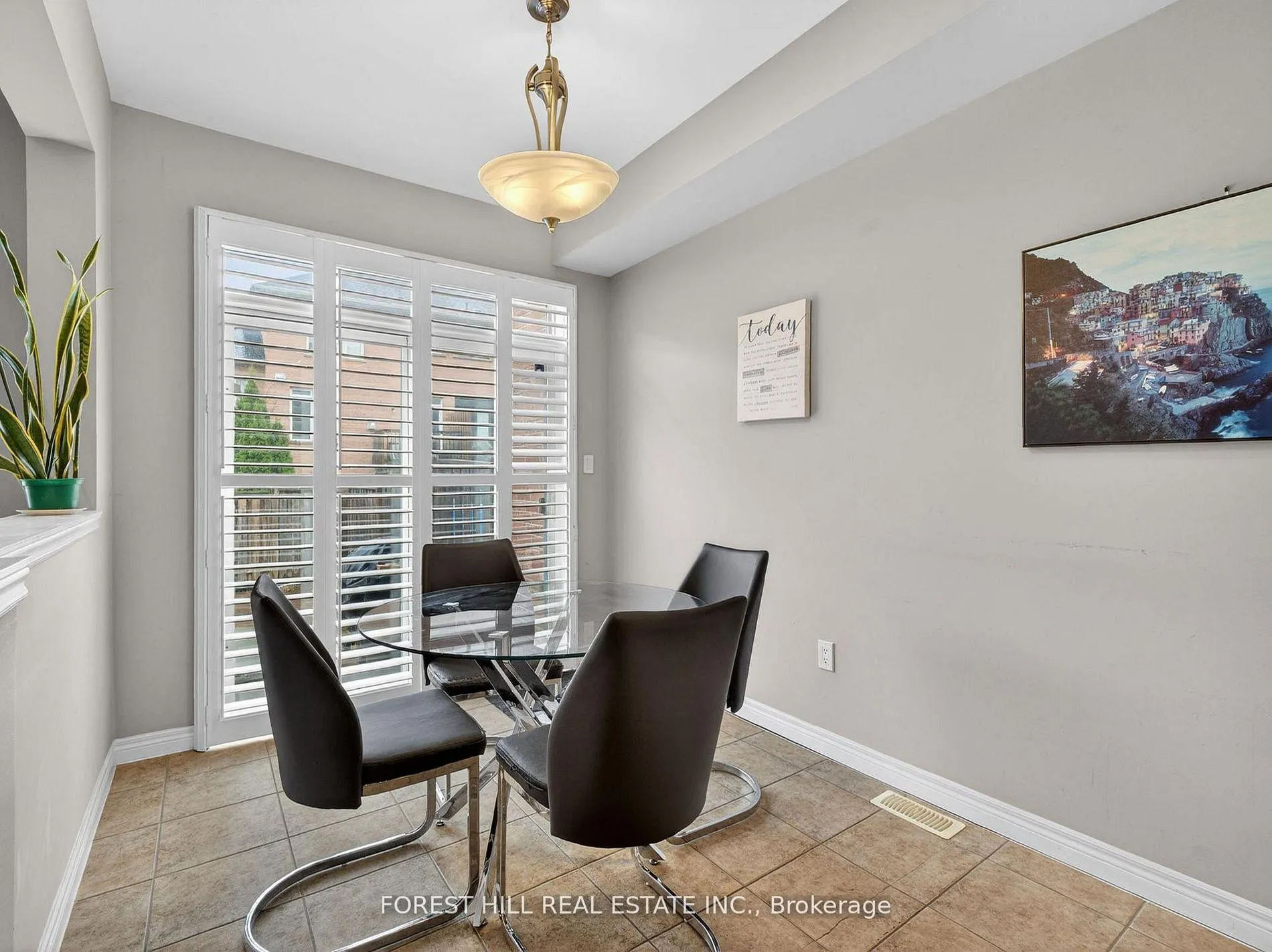 Photo 8 of 53 Marc Santi Boulevard, Vaughan, Patterson — HOMEH