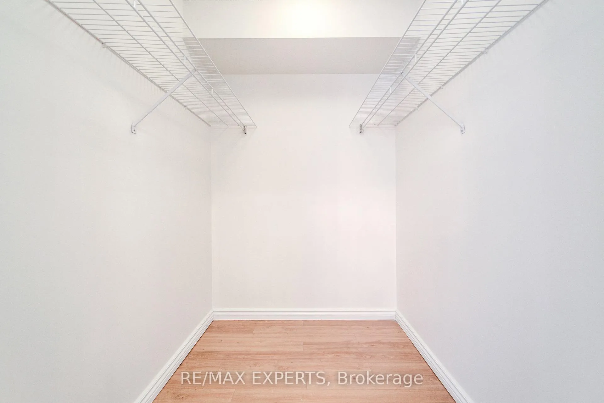 Photo 28 of Unit 1102, 11 Townsgate Drive, Vaughan, Crestwood-Springfarm-Yorkhill — HOMEH