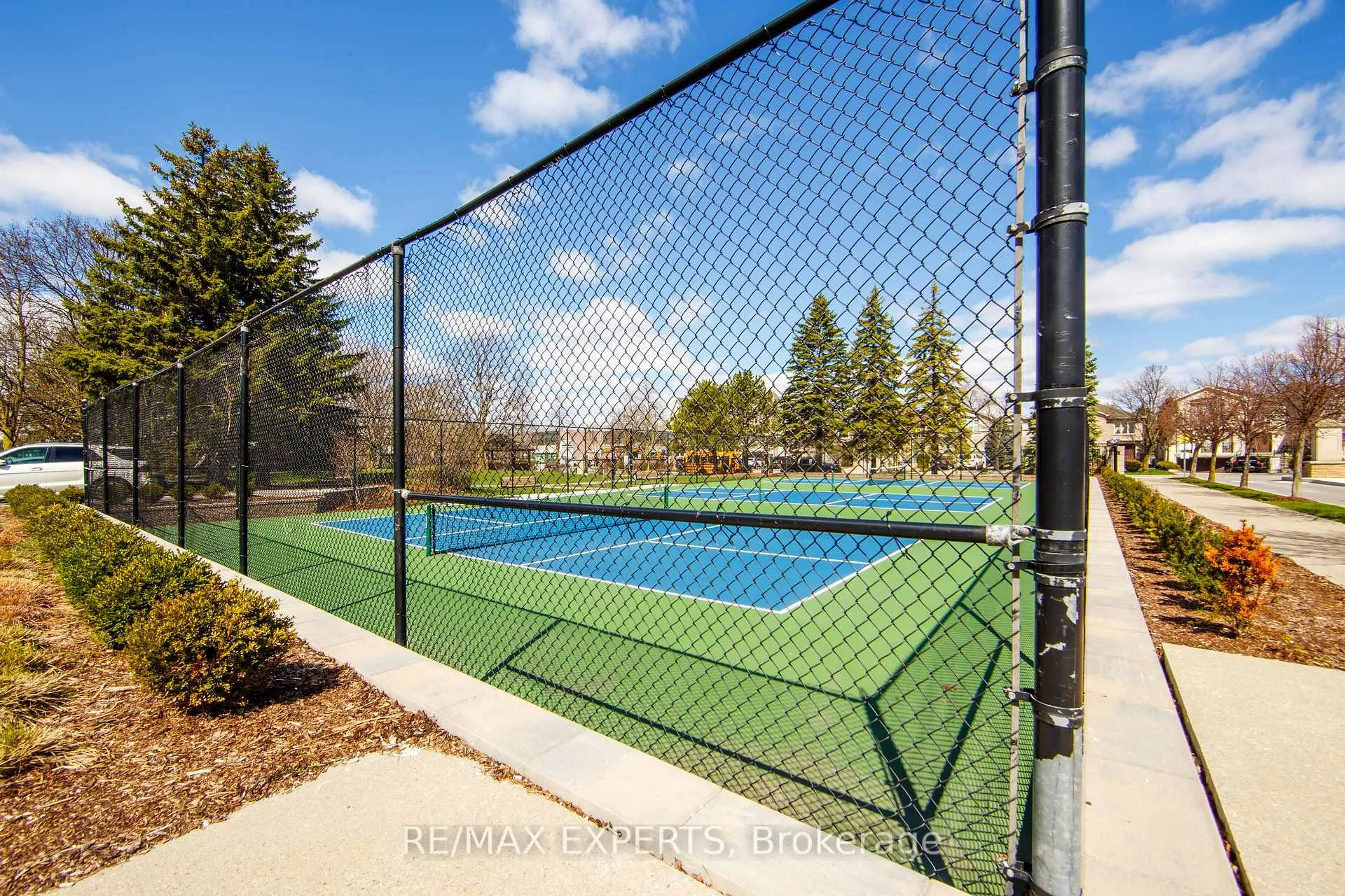 Photo 39 of Unit 1102, 11 Townsgate Drive, Vaughan, Crestwood-Springfarm-Yorkhill — HOMEH