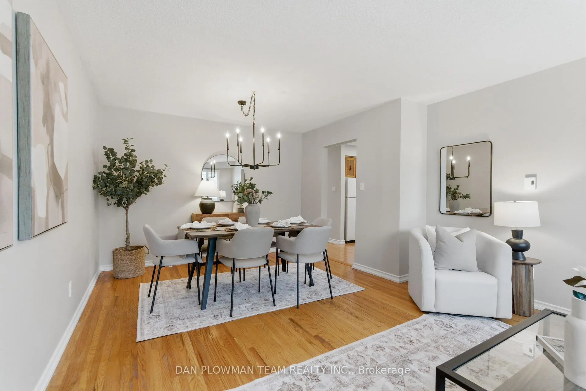 Photo 9 of 808 Central Park Boulevard N, Oshawa, Centennial — HOMEH