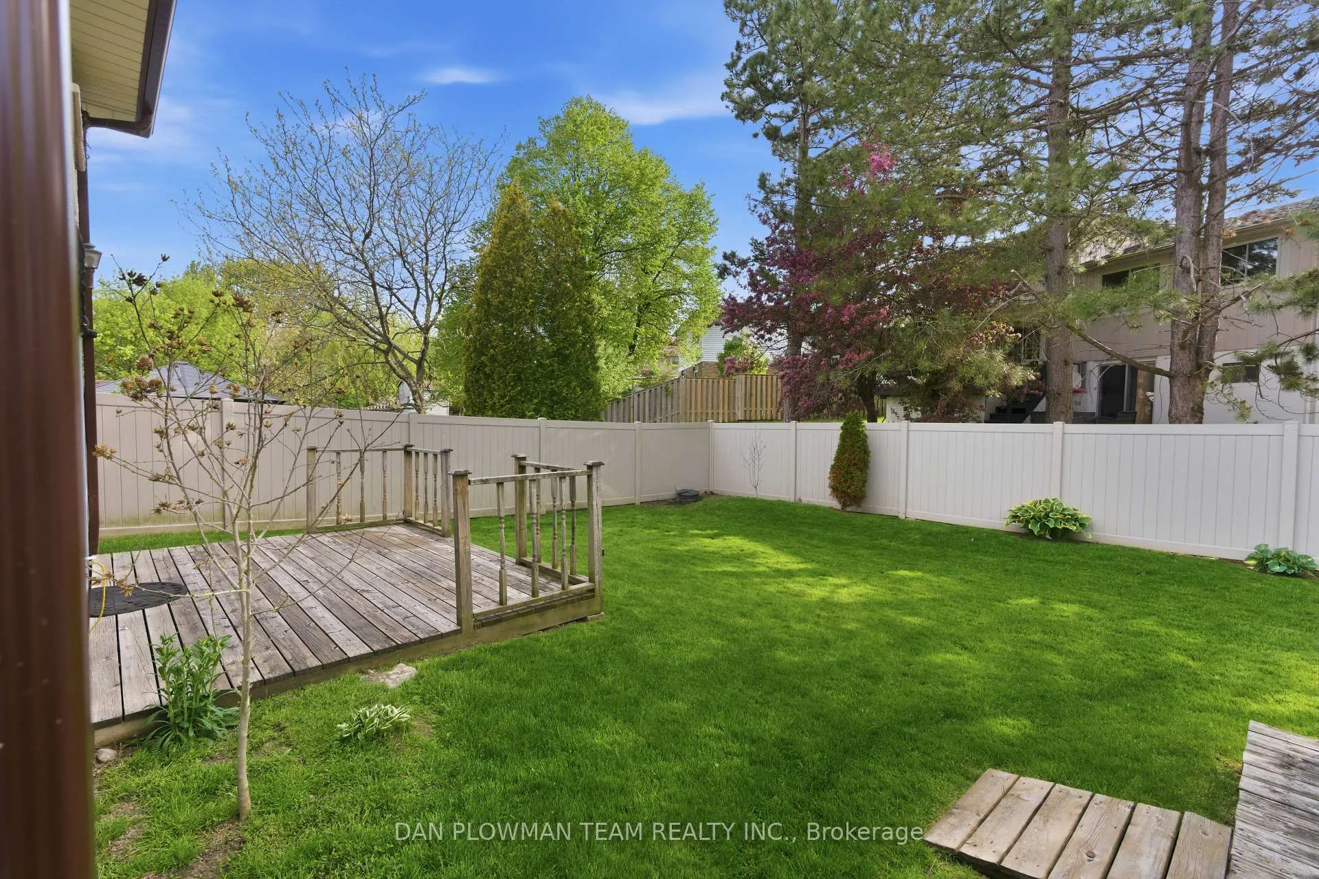 Photo 34 of 808 Central Park Boulevard N, Oshawa, Centennial — HOMEH