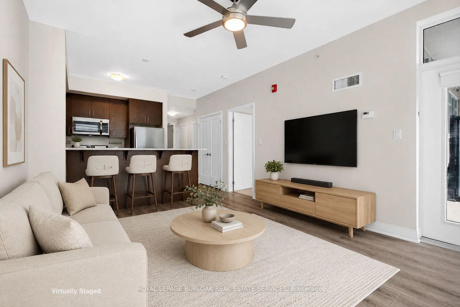 Photo 8 of Unit 314, 10 Concord Place, Grimsby, Grimsby Beach — HOMEH