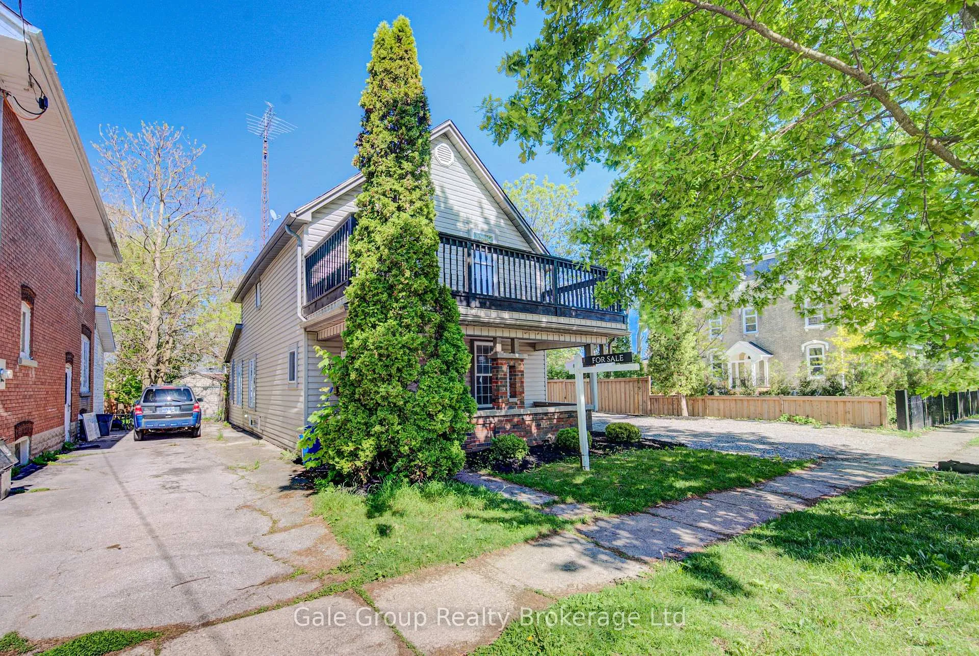 Photo 3 of 203 Talbot Street S, Norfolk, Simcoe — HOMEH