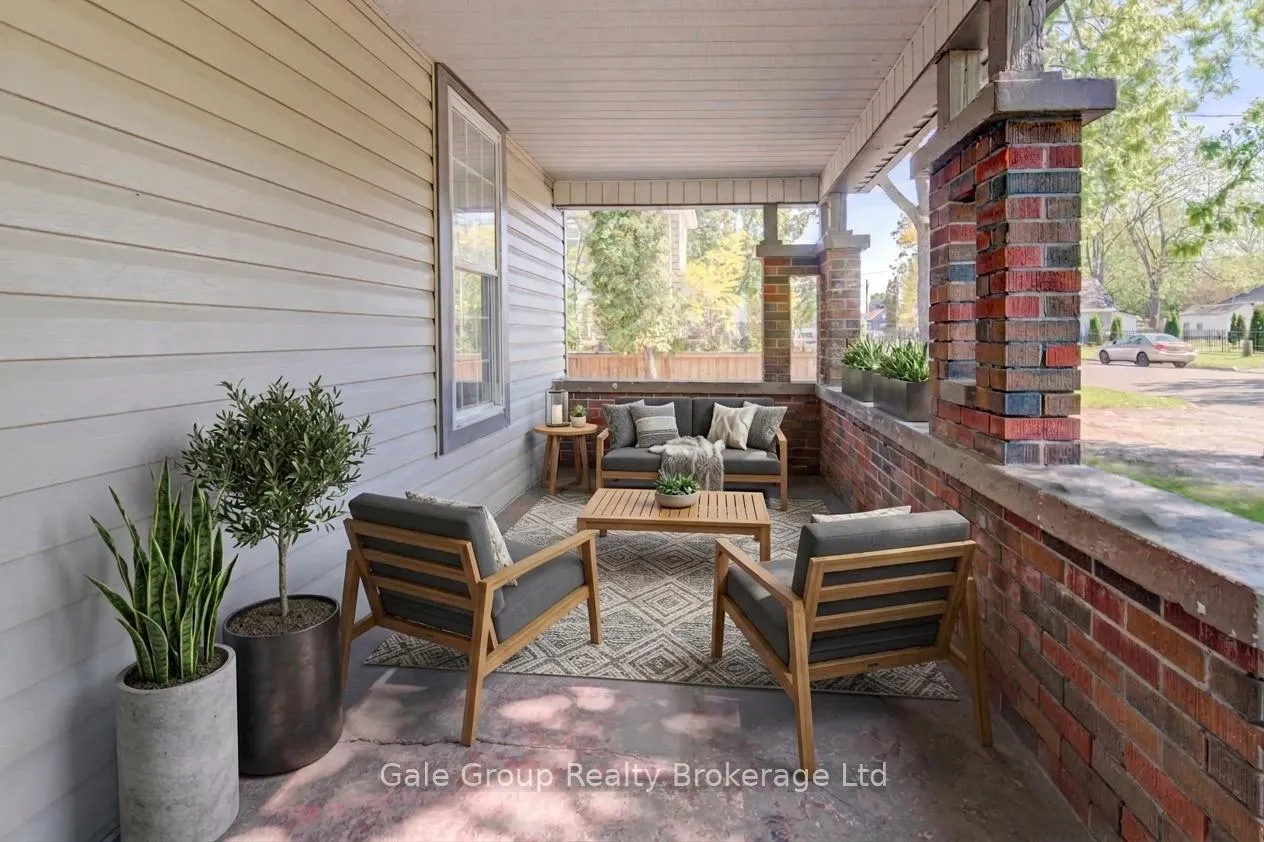Photo 6 of 203 Talbot Street S, Norfolk, Simcoe — HOMEH