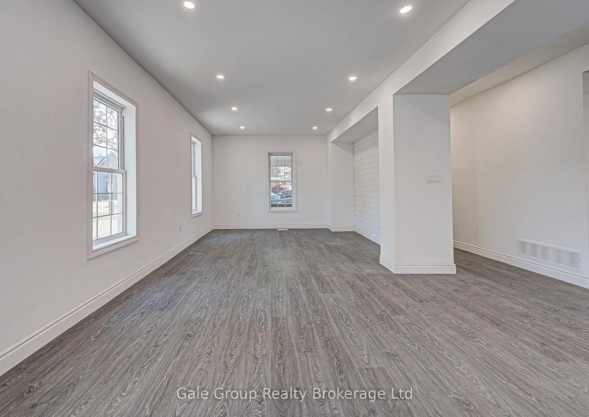 Photo 15 of 203 Talbot Street S, Norfolk, Simcoe — HOMEH