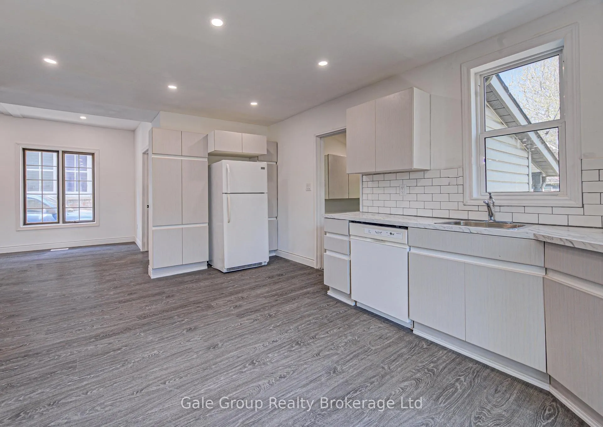 Photo 22 of 203 Talbot Street S, Norfolk, Simcoe — HOMEH