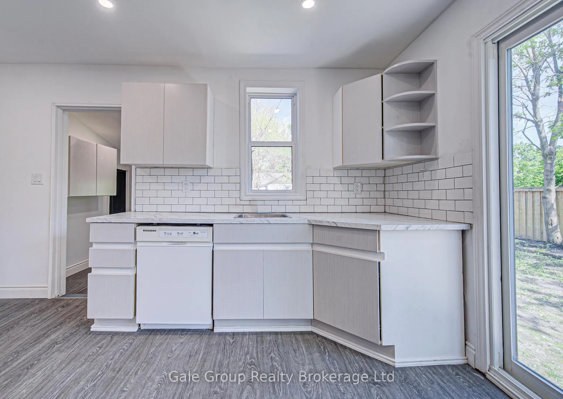 Photo 23 of 203 Talbot Street S, Norfolk, Simcoe — HOMEH