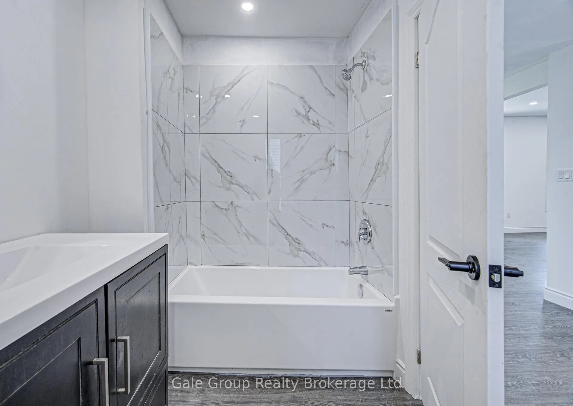 Photo 26 of 203 Talbot Street S, Norfolk, Simcoe — HOMEH