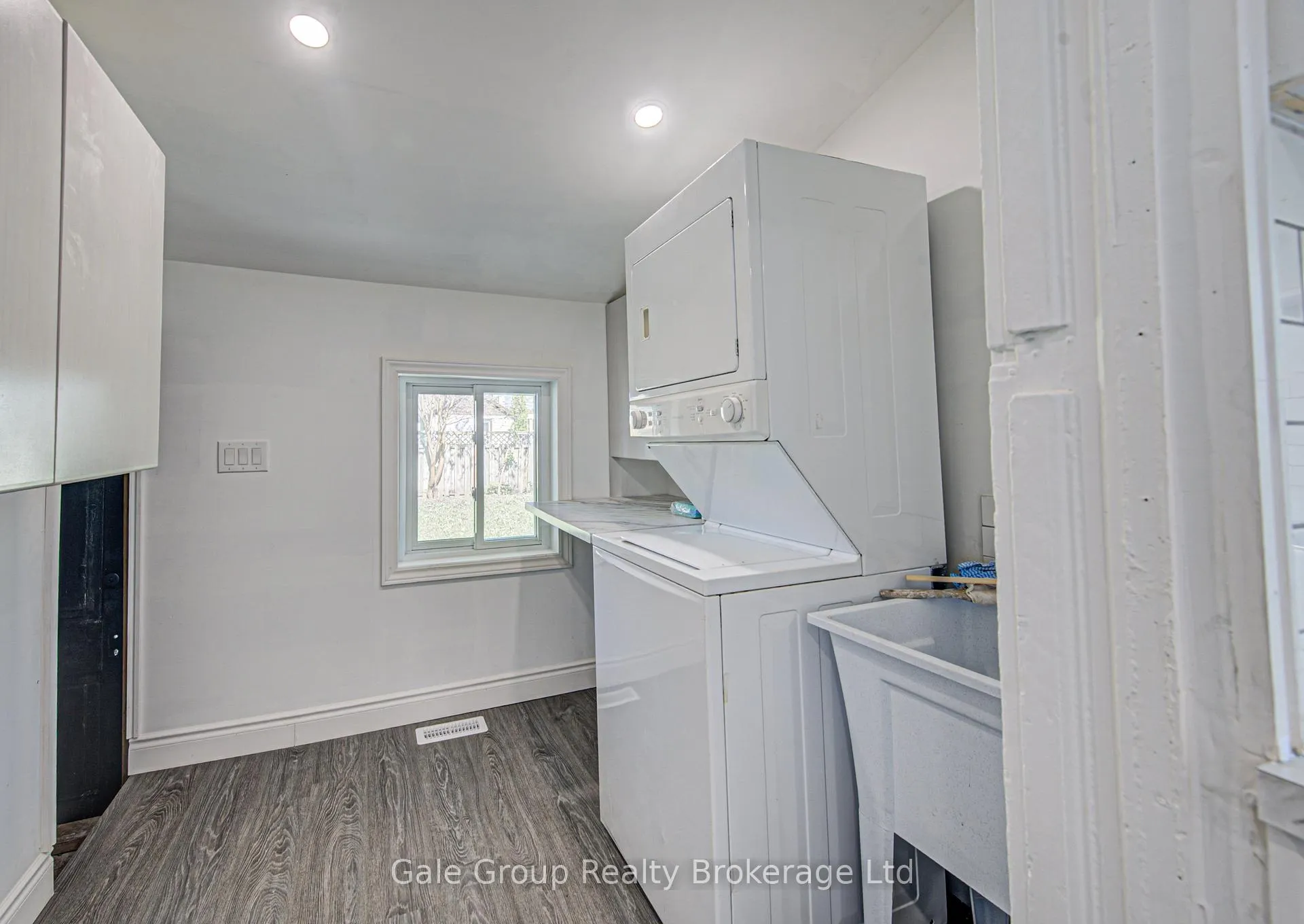 Photo 27 of 203 Talbot Street S, Norfolk, Simcoe — HOMEH