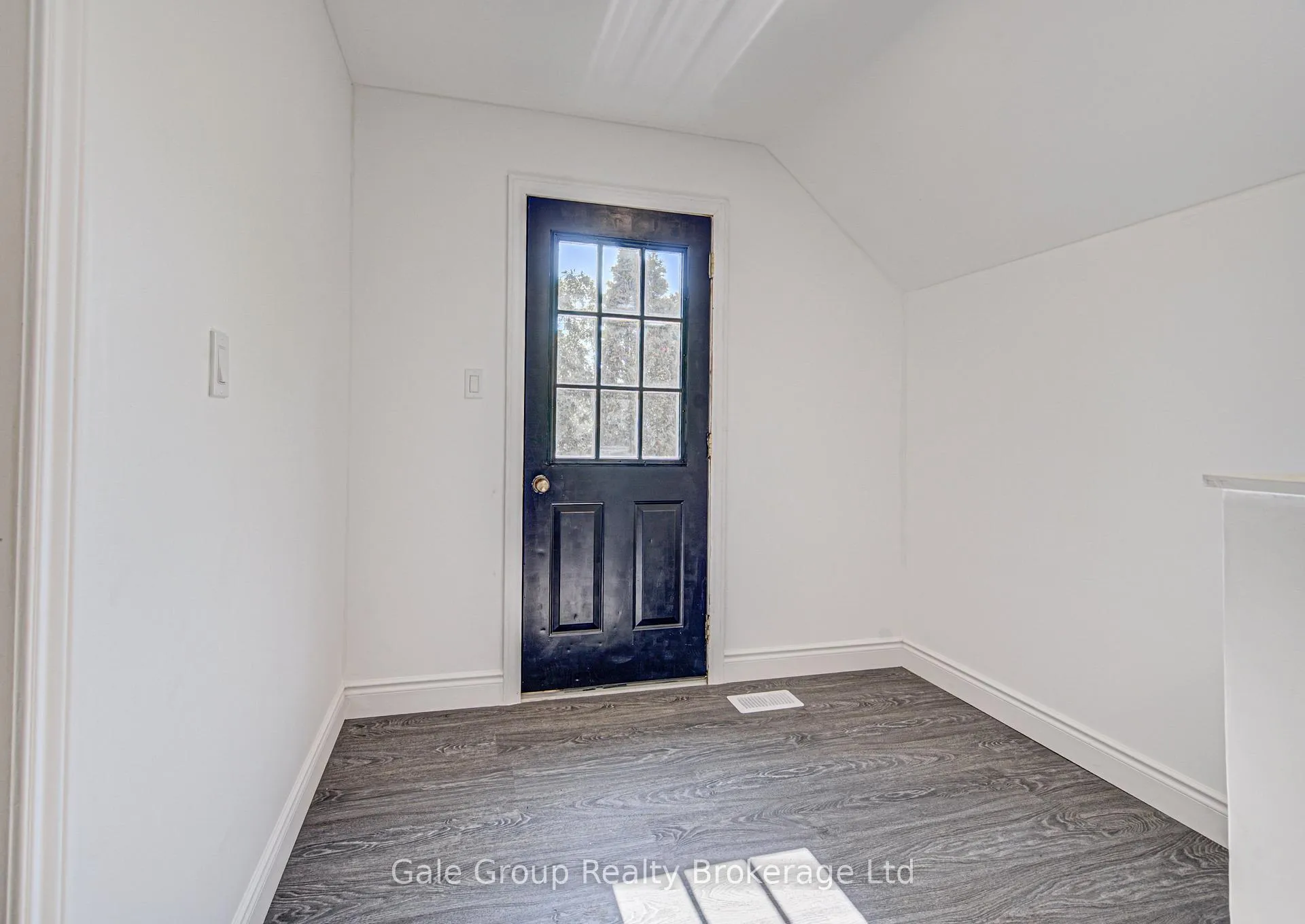 Photo 34 of 203 Talbot Street S, Norfolk, Simcoe — HOMEH