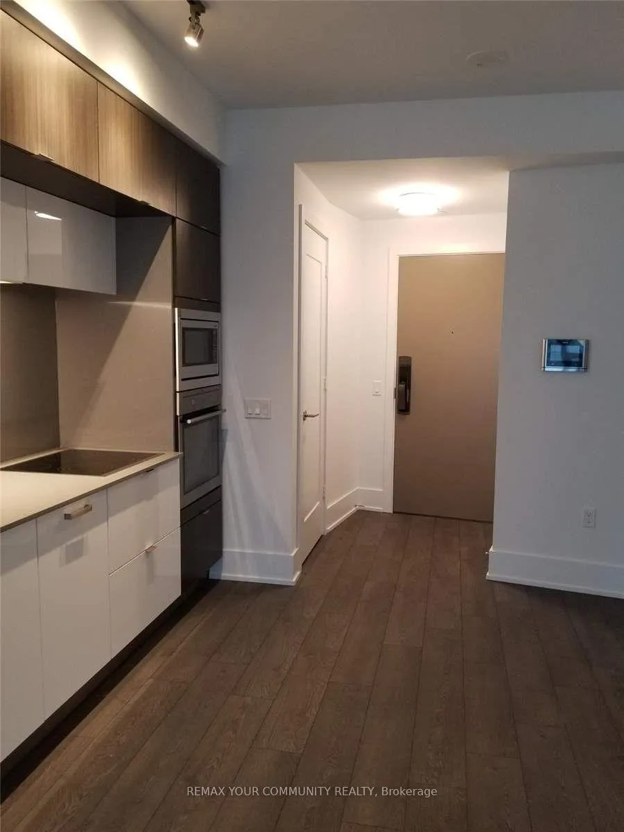 Photo 4 of Unit 3102, 10 York Street, Toronto, Waterfront Communities — HOMEH