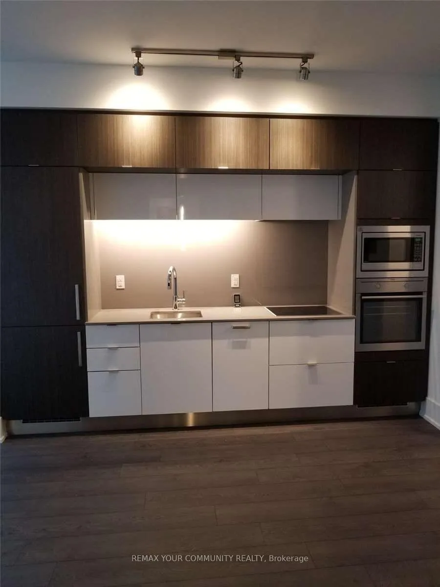 Photo 5 of Unit 3102, 10 York Street, Toronto, Waterfront Communities — HOMEH